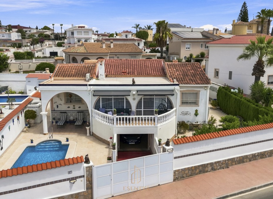 Revente - Villa -
Ciudad quesada - Centro