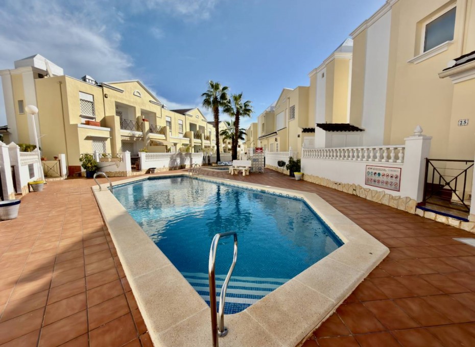 Revente - Villa -
Ciudad Quesada - Doña Pepa