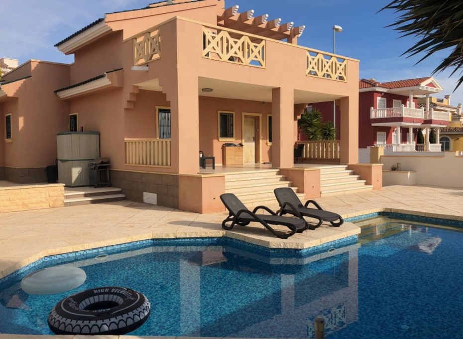 Revente - Villa -
Ciudad Quesada - La Fiesta