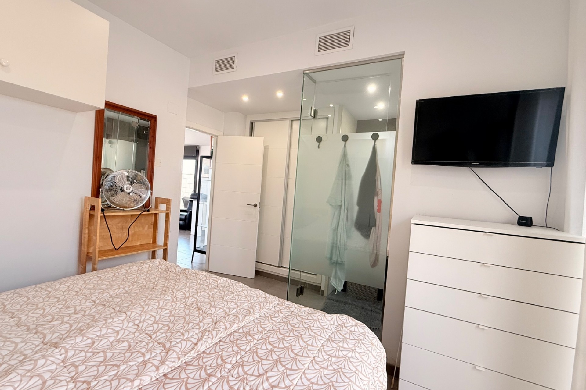 Revente - Villa -
Ciudad Quesada - Pueblo Bravo