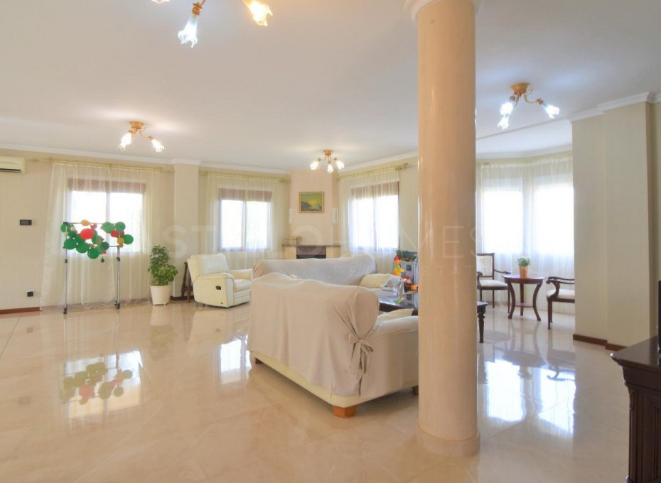 Revente - Villa -
Ciudad Quesada - Urbanizaciones