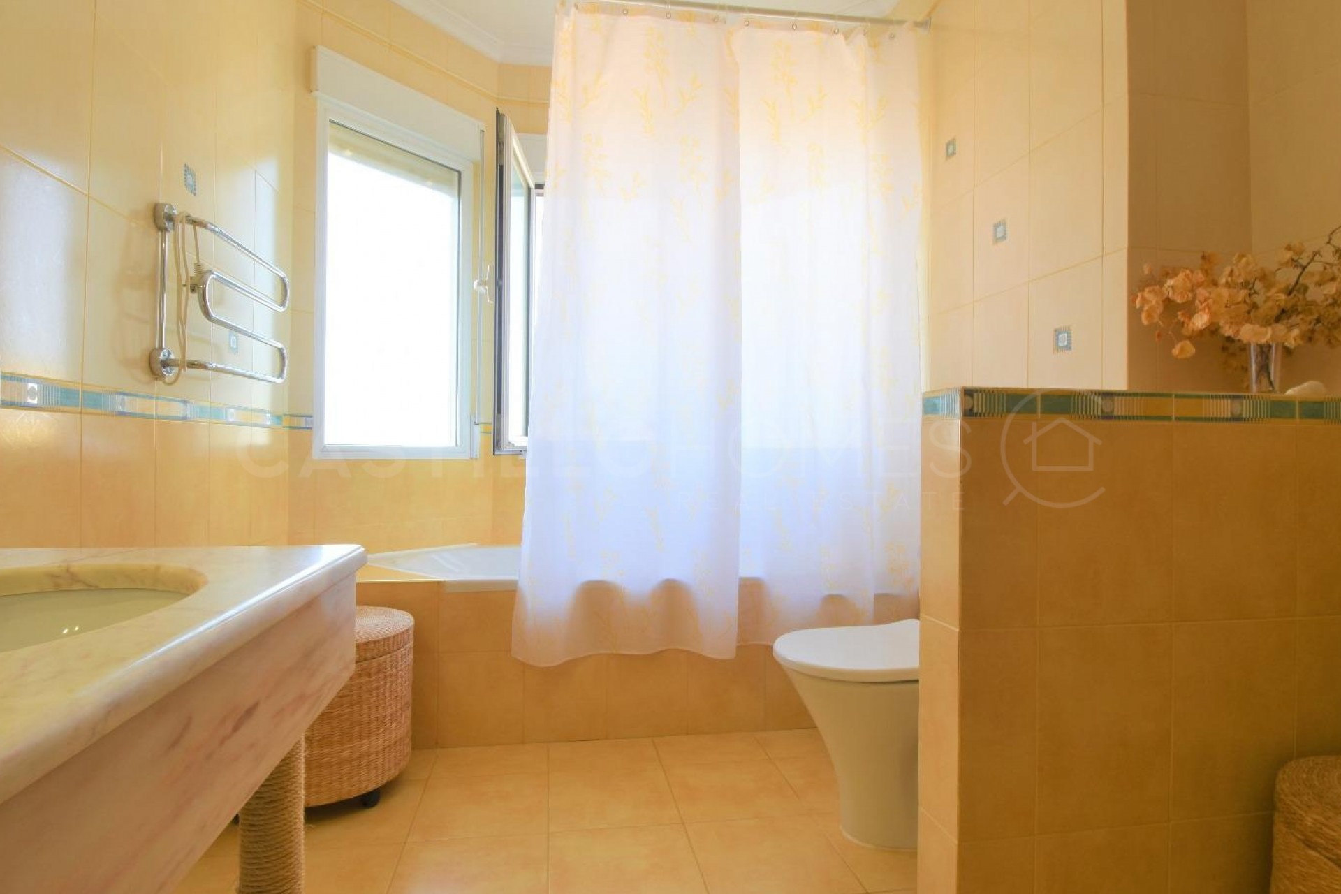 Revente - Villa -
Ciudad Quesada - Urbanizaciones