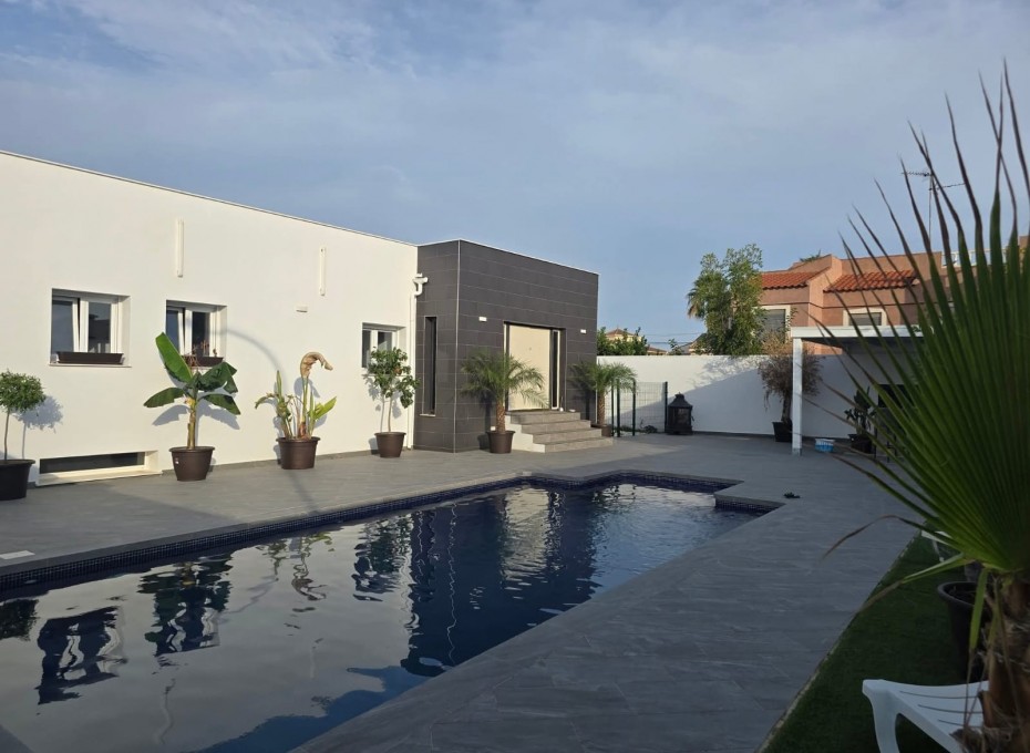 Revente - Villa -
Ciudad Quesada