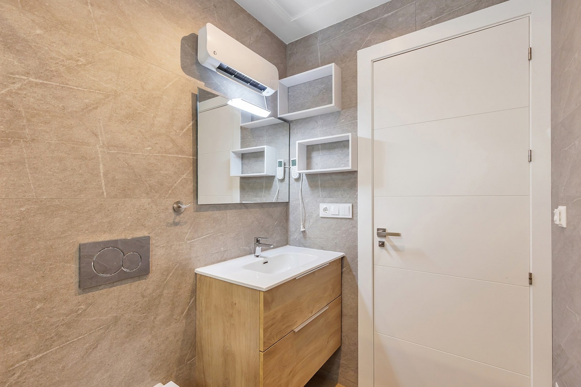 Revente - Villa / Detached -
Benijofar