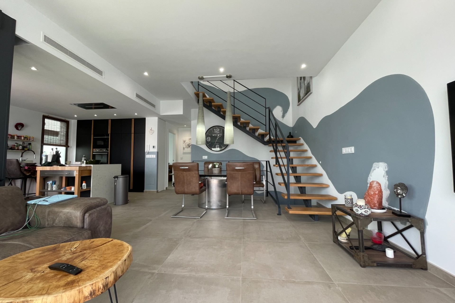 Revente - Villa -
Dolores - ZONA NUEVA