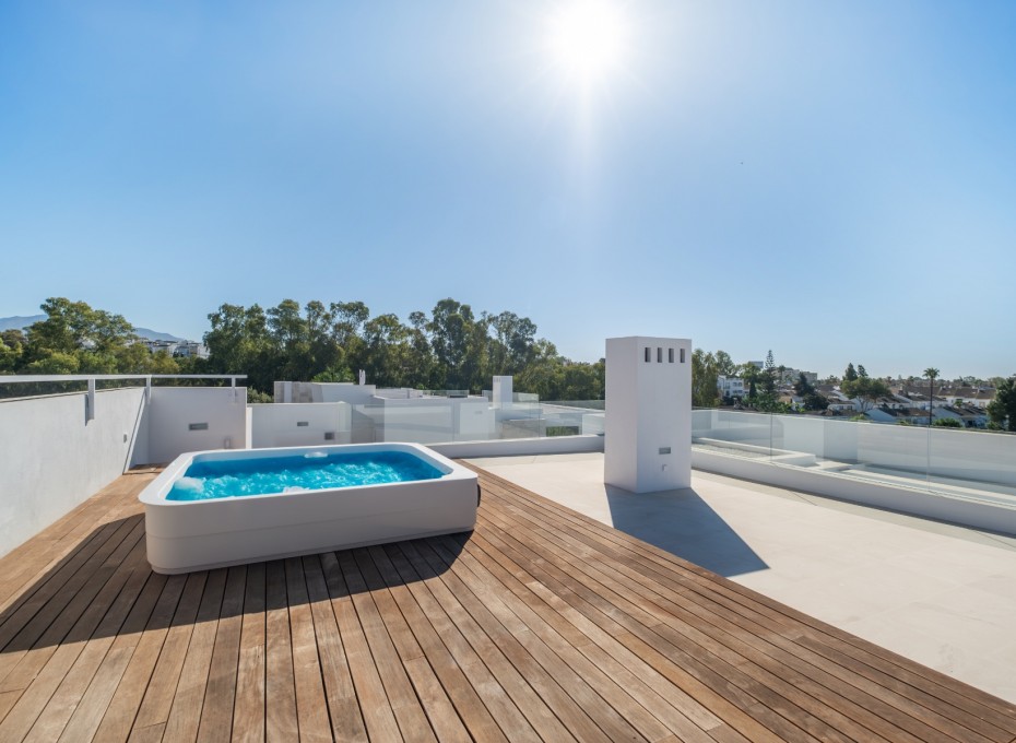 Revente - Villa -
Estepona - El Paraíso