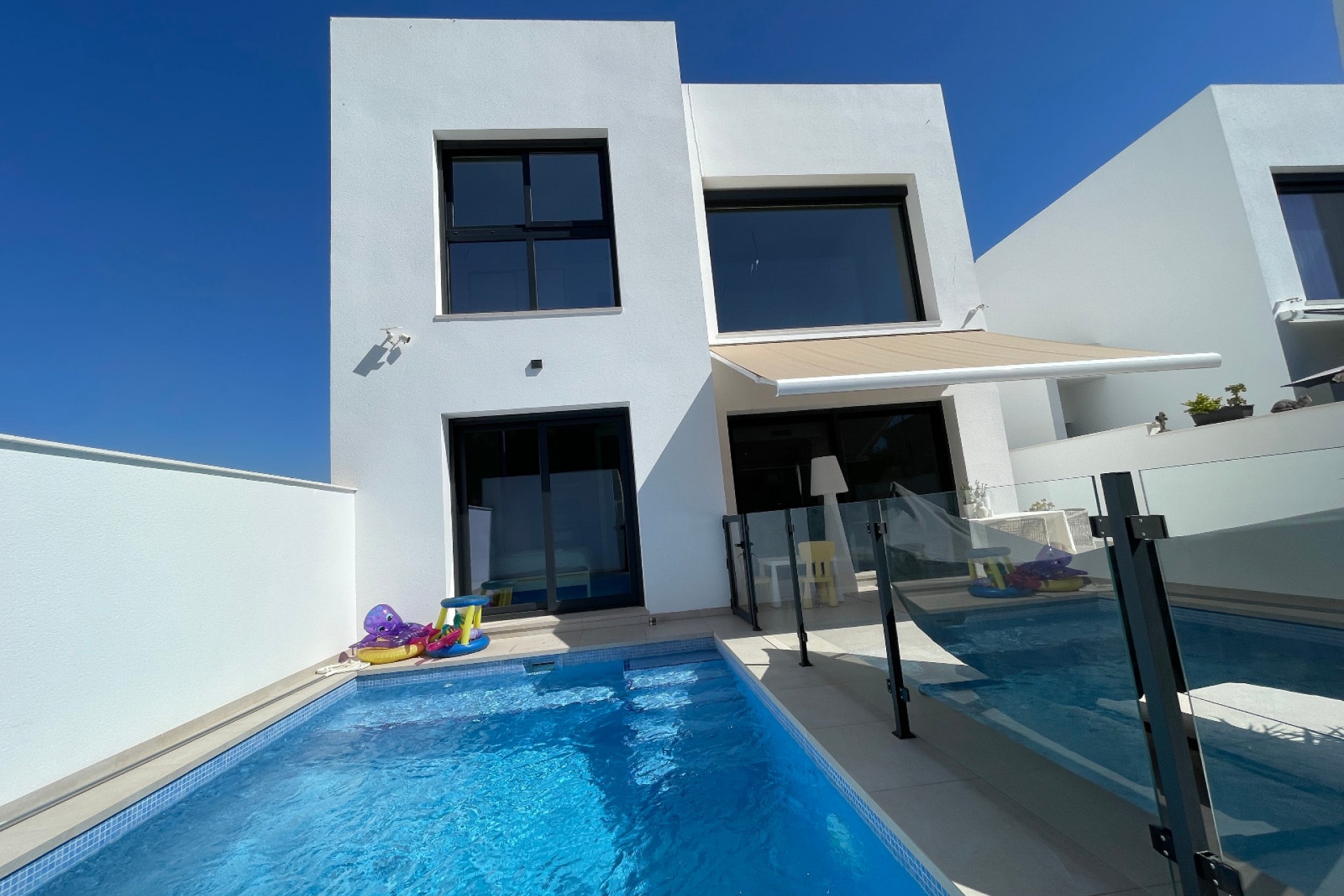 Revente - Villa -
Formentera del Segura - Pueblo