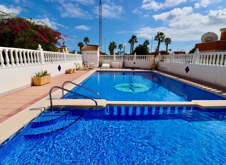 Revente - Villa -
Guardamar del Segura - El Raso