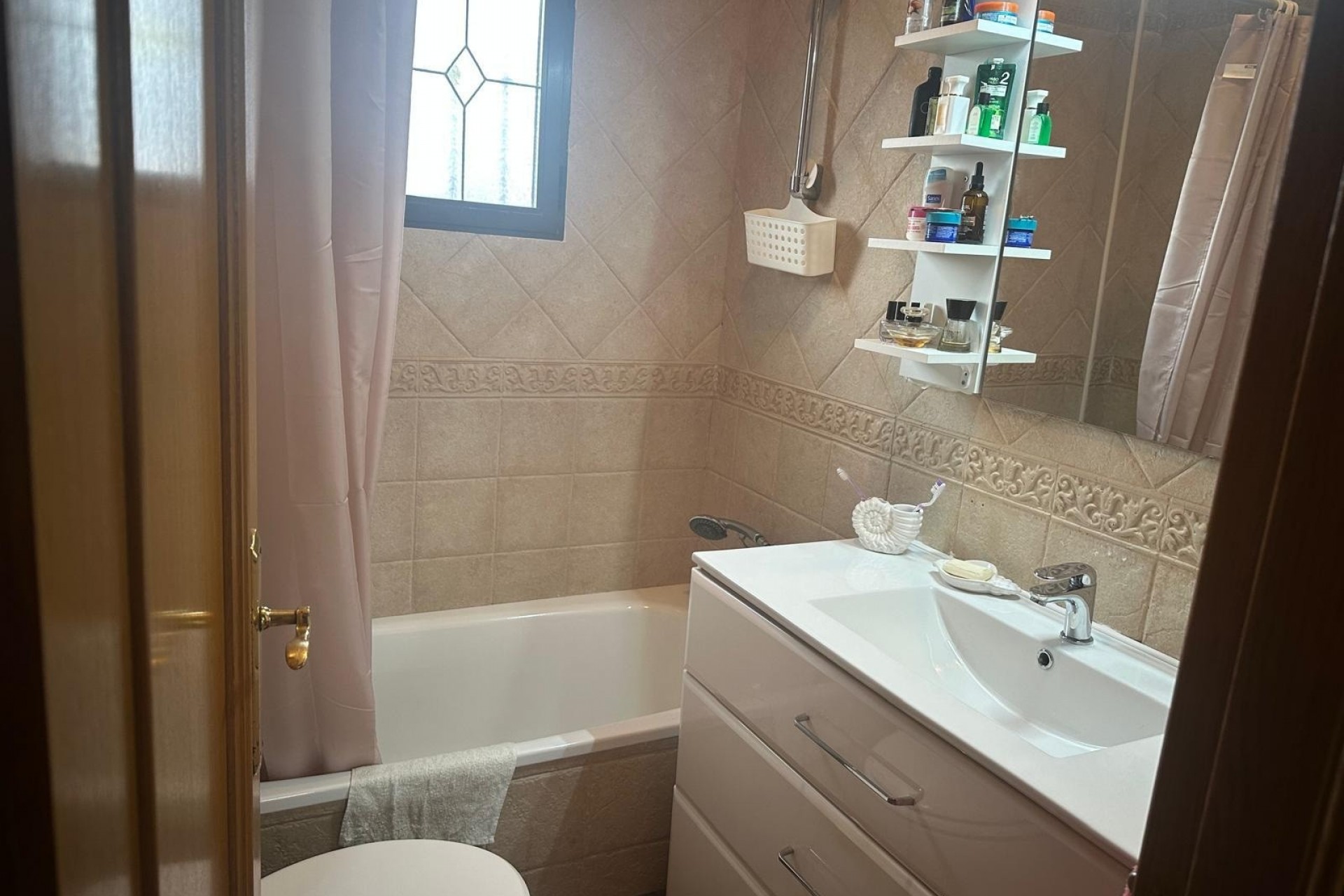 Revente - Villa -
Hondón de las Nieves - Urbaniz La Montañosa