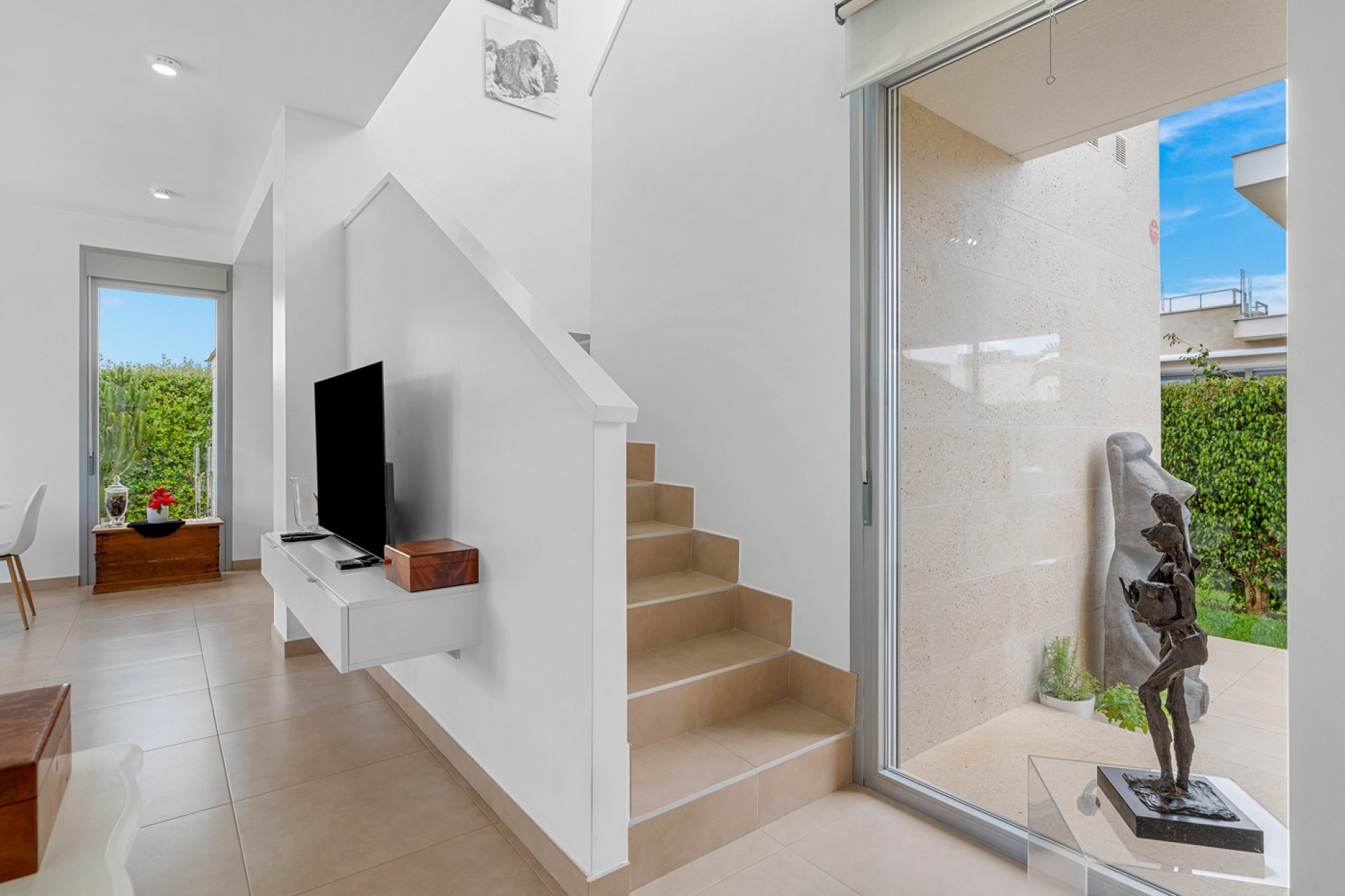 Revente - Villa -
Jacarilla - Vistabella
