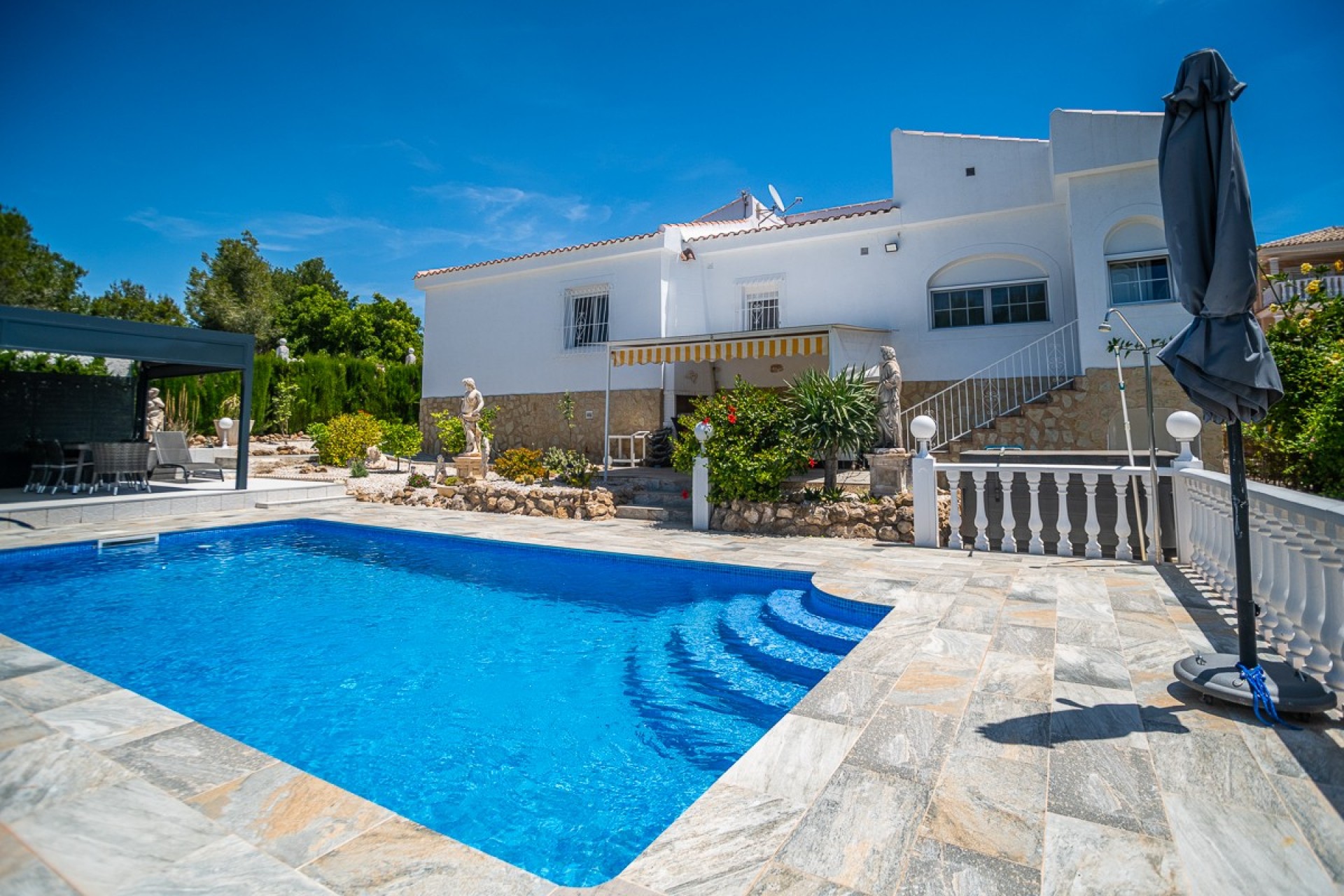 Revente - Villa -
La Marina