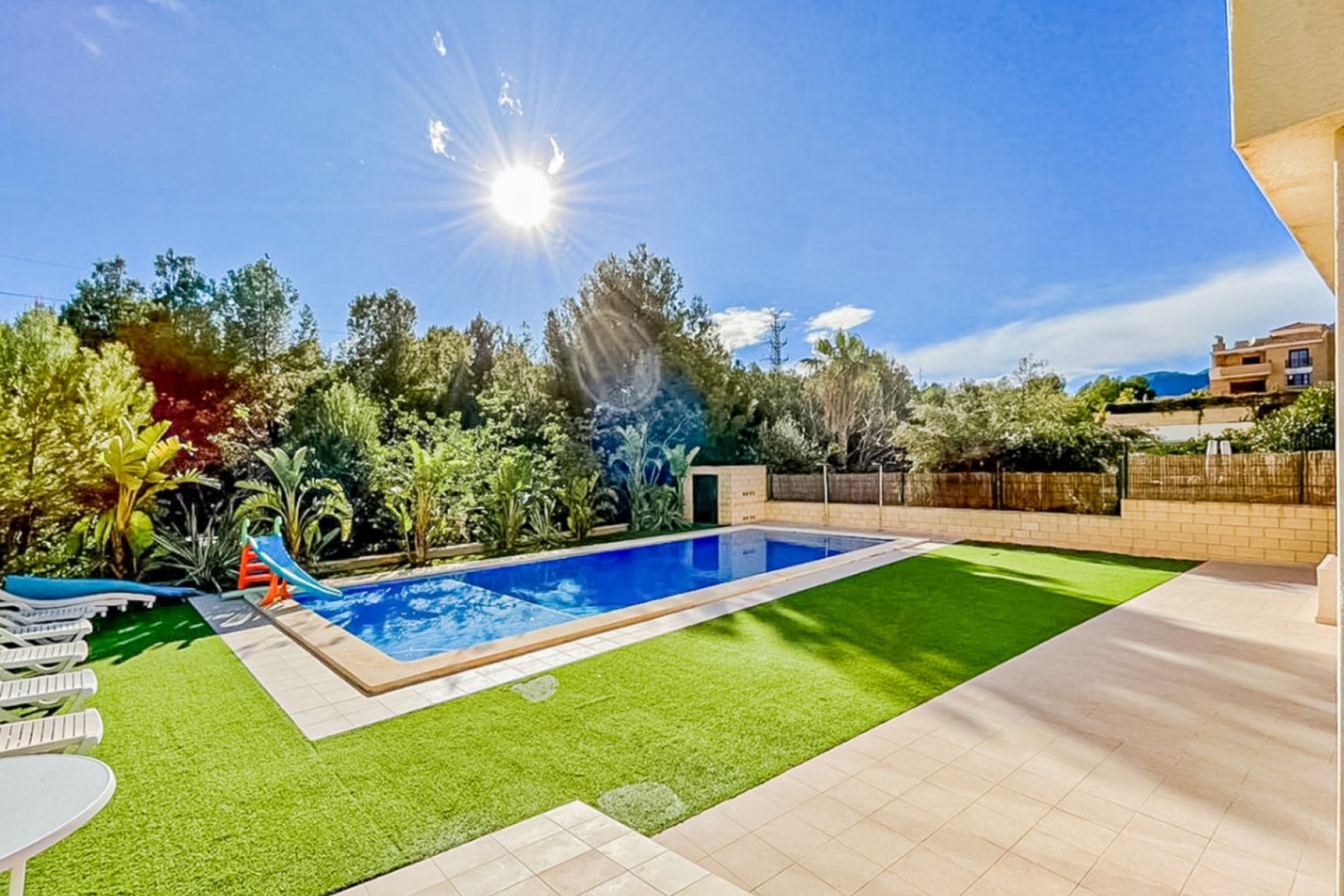 Revente - Villa -
La Nucía - Montebello