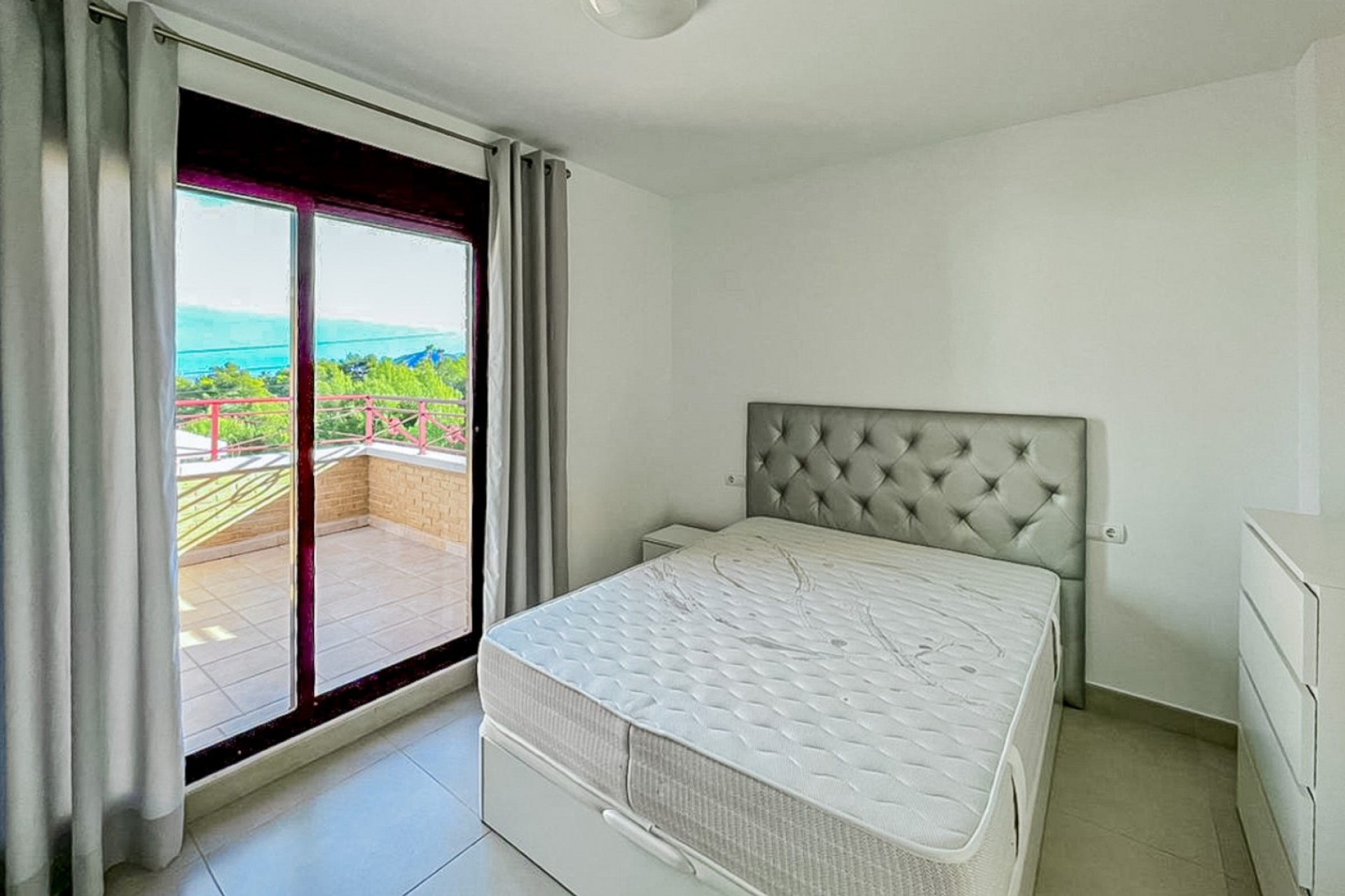 Revente - Villa -
La Nucía - Montebello