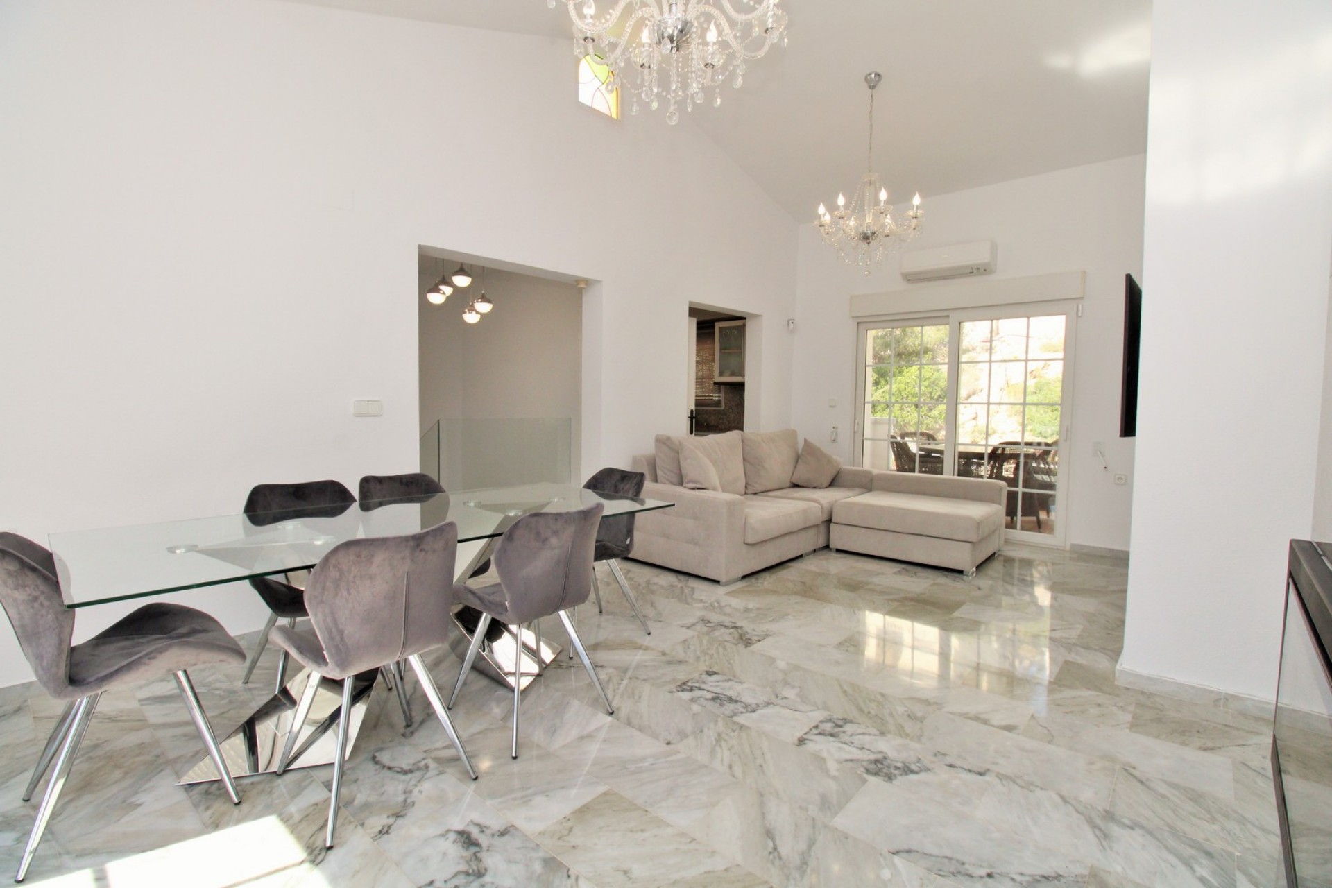 Revente - Villa -
Las Ramblas