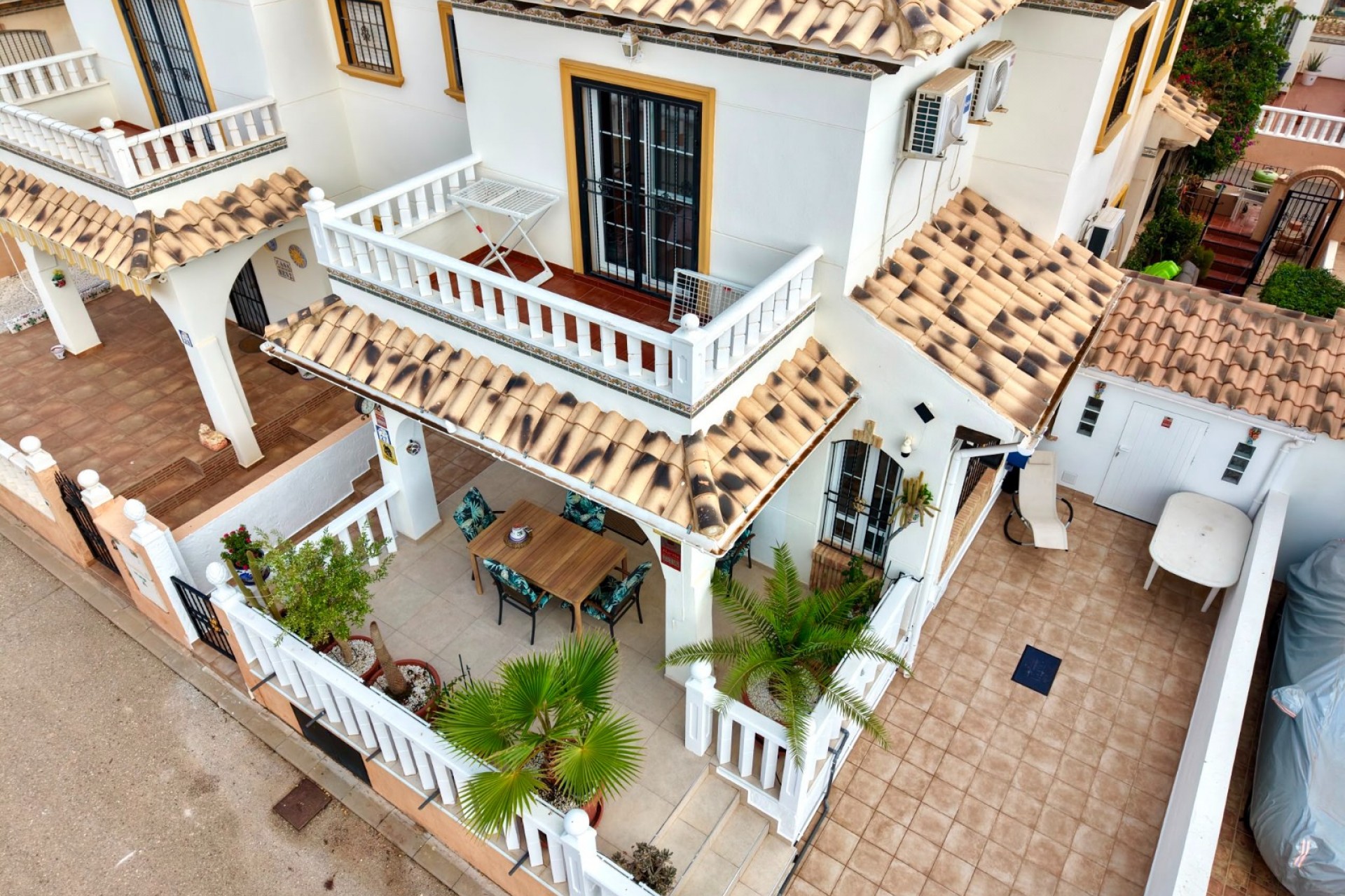 Revente - Villa -
Lomas de Cabo Roig - Orihuela Costa