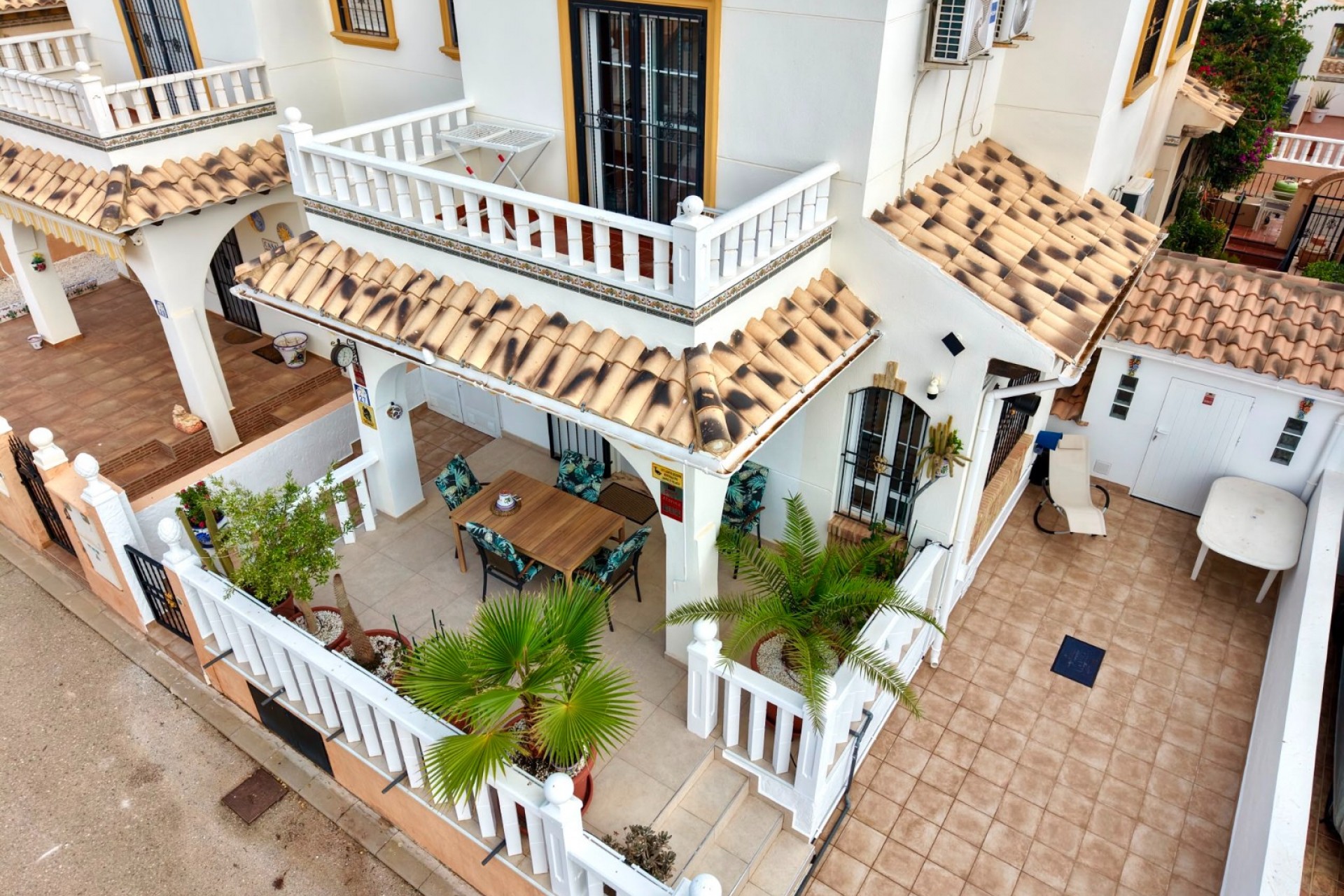 Revente - Villa -
Lomas de Cabo Roig - Orihuela Costa