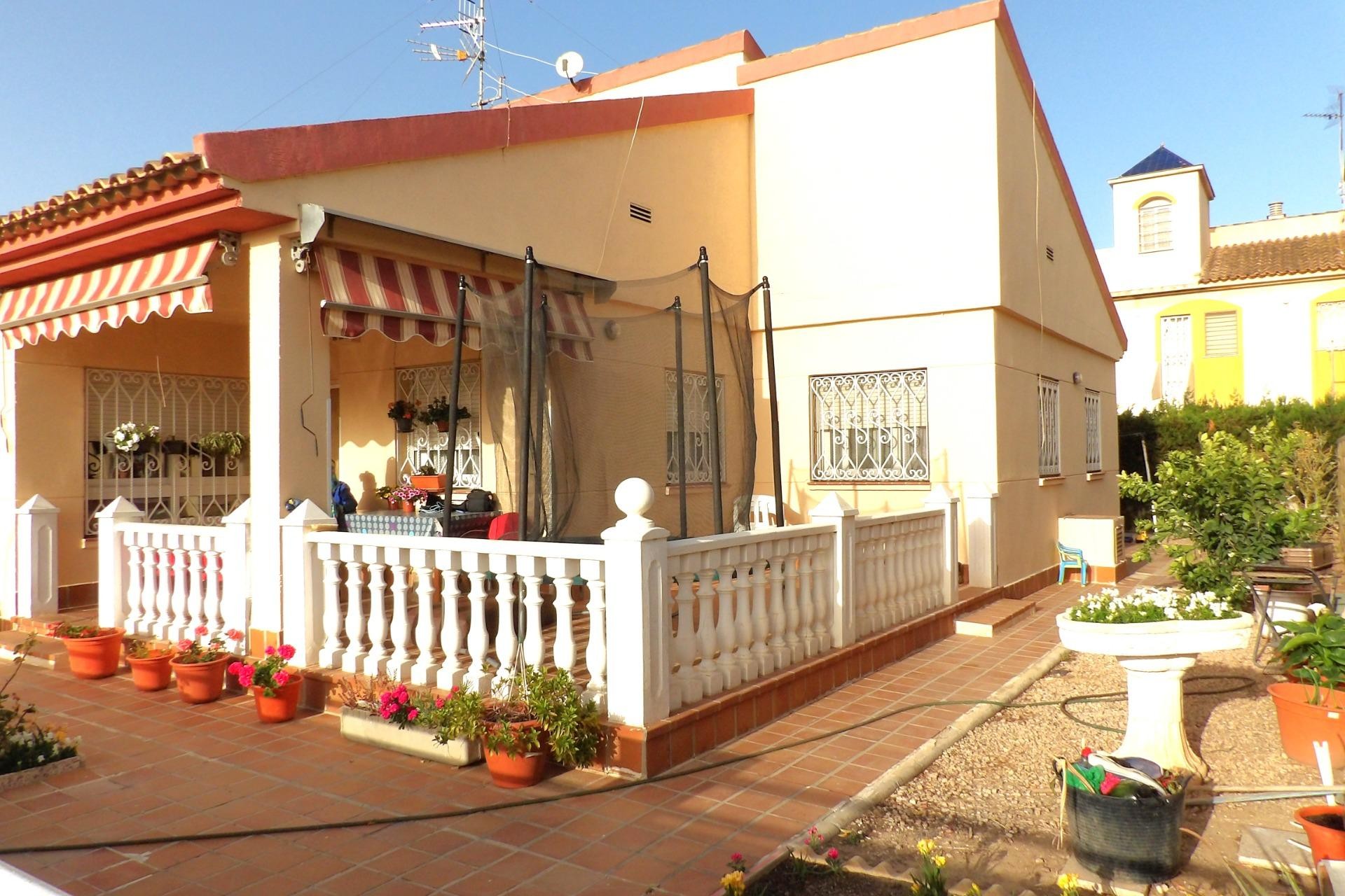 Revente - Villa -
Los Alcazares - Pueblo Patricia