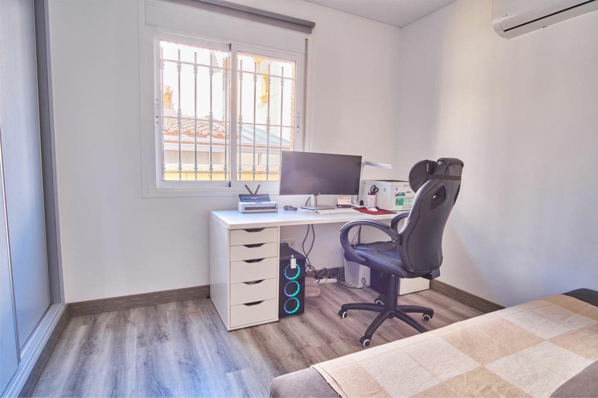 Revente - Villa -
Los Montesinos - La Herrada