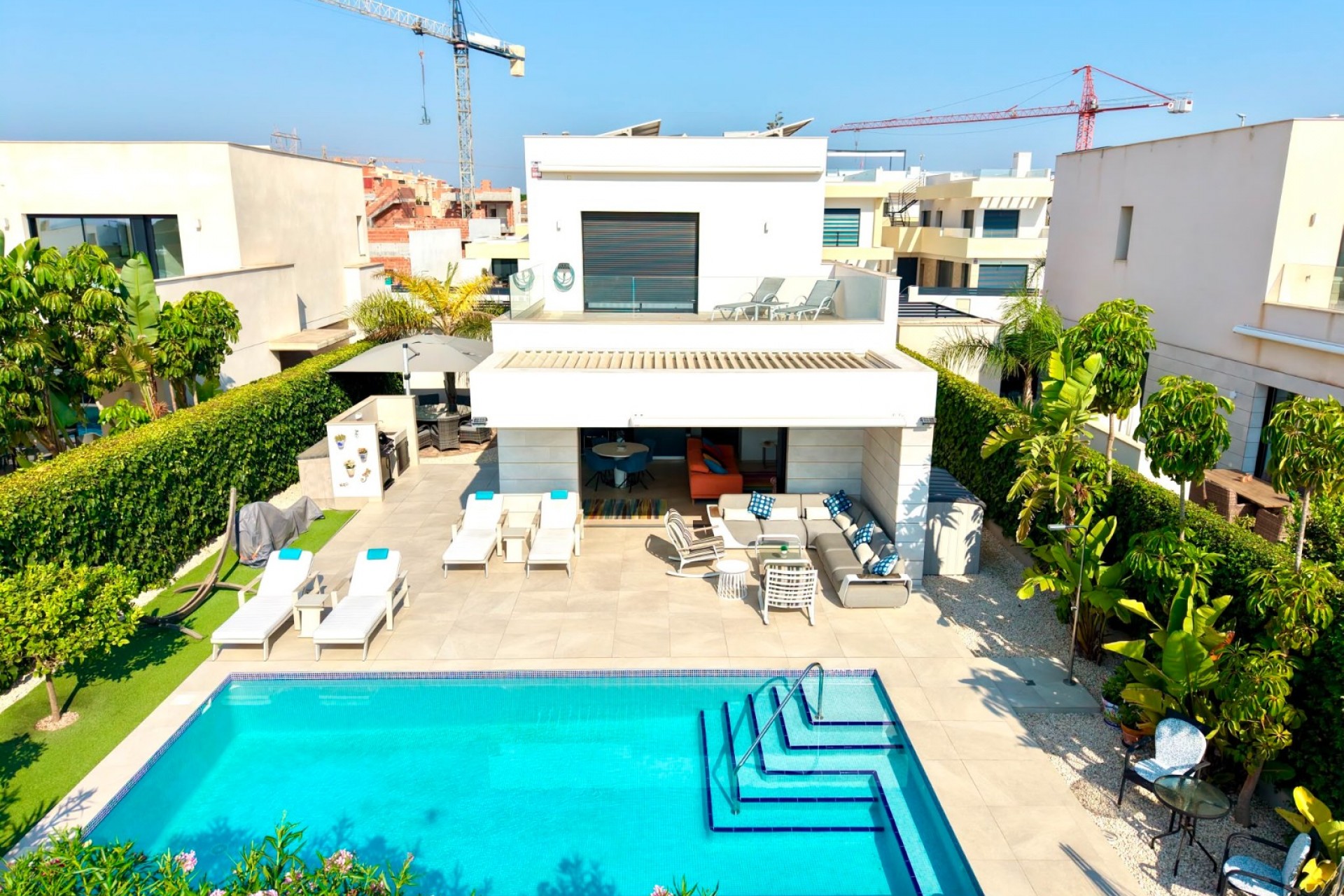 Revente - Villa -
Los Montesinos - La Herrada