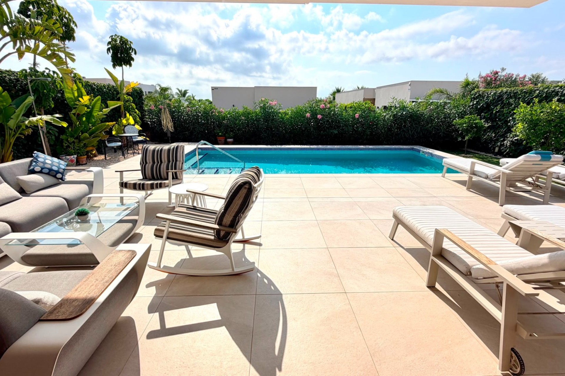 Revente - Villa -
Los Montesinos - La Herrada