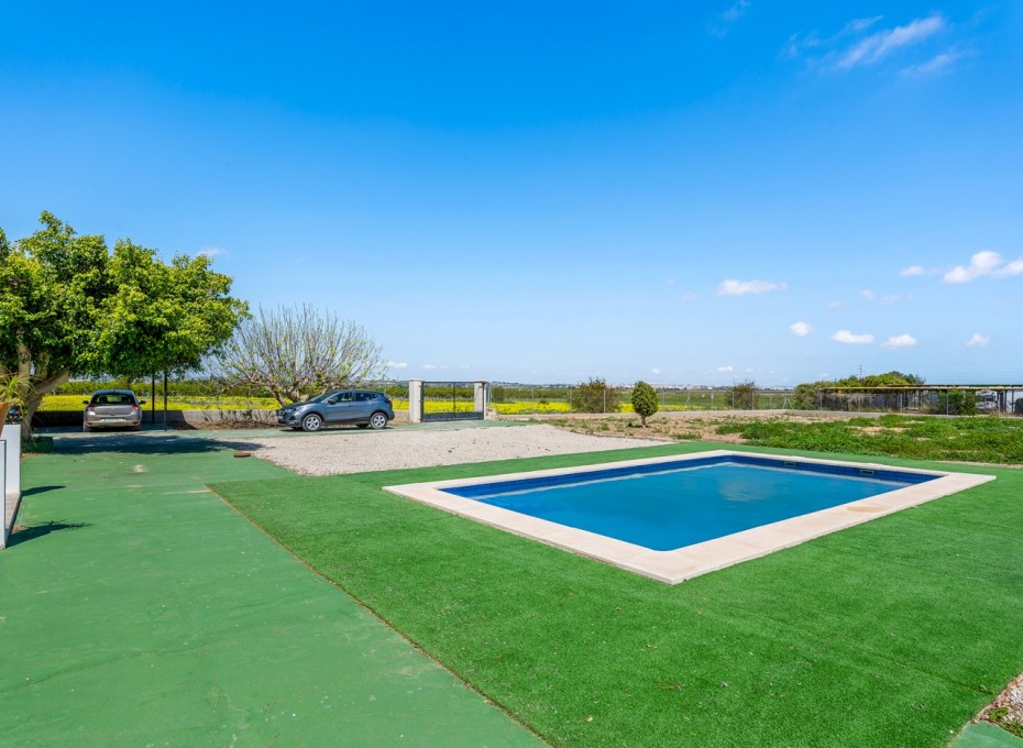 Revente - Villa -
Los Montesinos