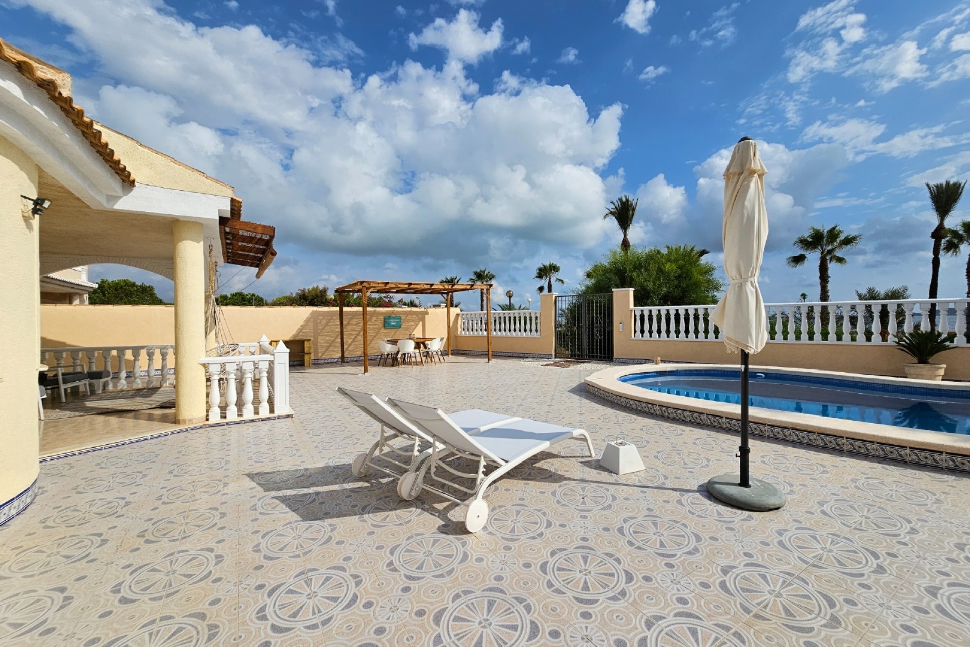 Revente - Villa -
LOS URRUTIAS - ESTRELLA DE MAR