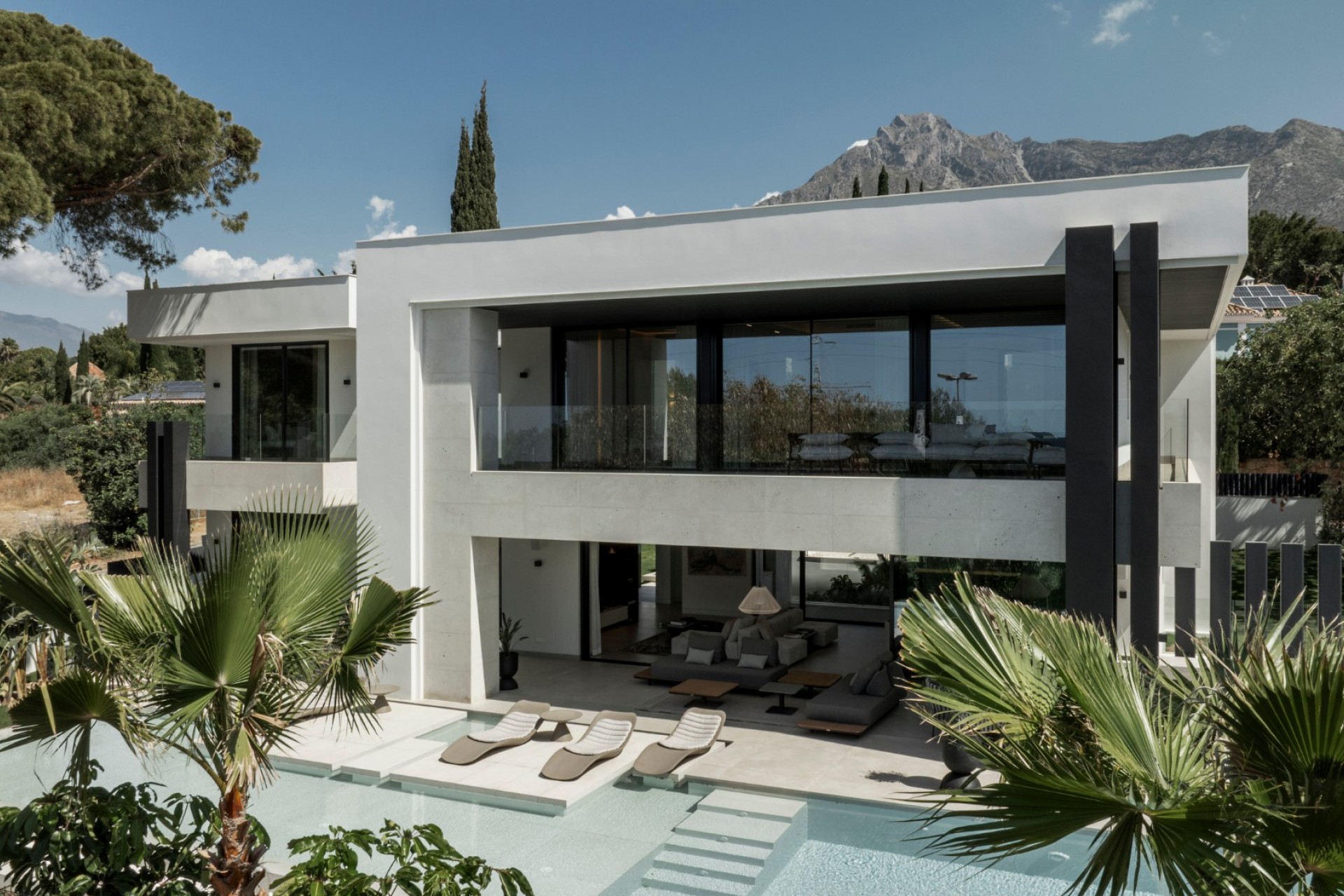 Revente - Villa -
Marbella - Nagueles