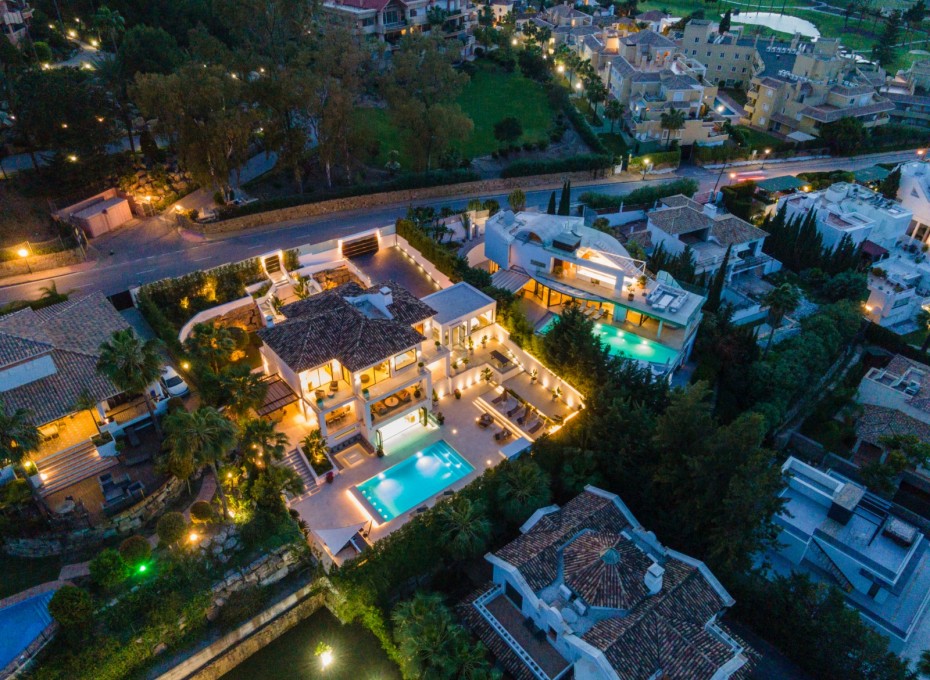 Revente - Villa -
Marbella - Nueva Andalucía