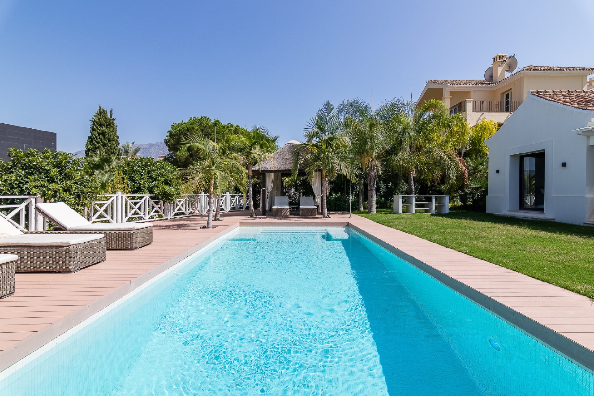 Revente - Villa -
Marbella - Nueva Andalucía