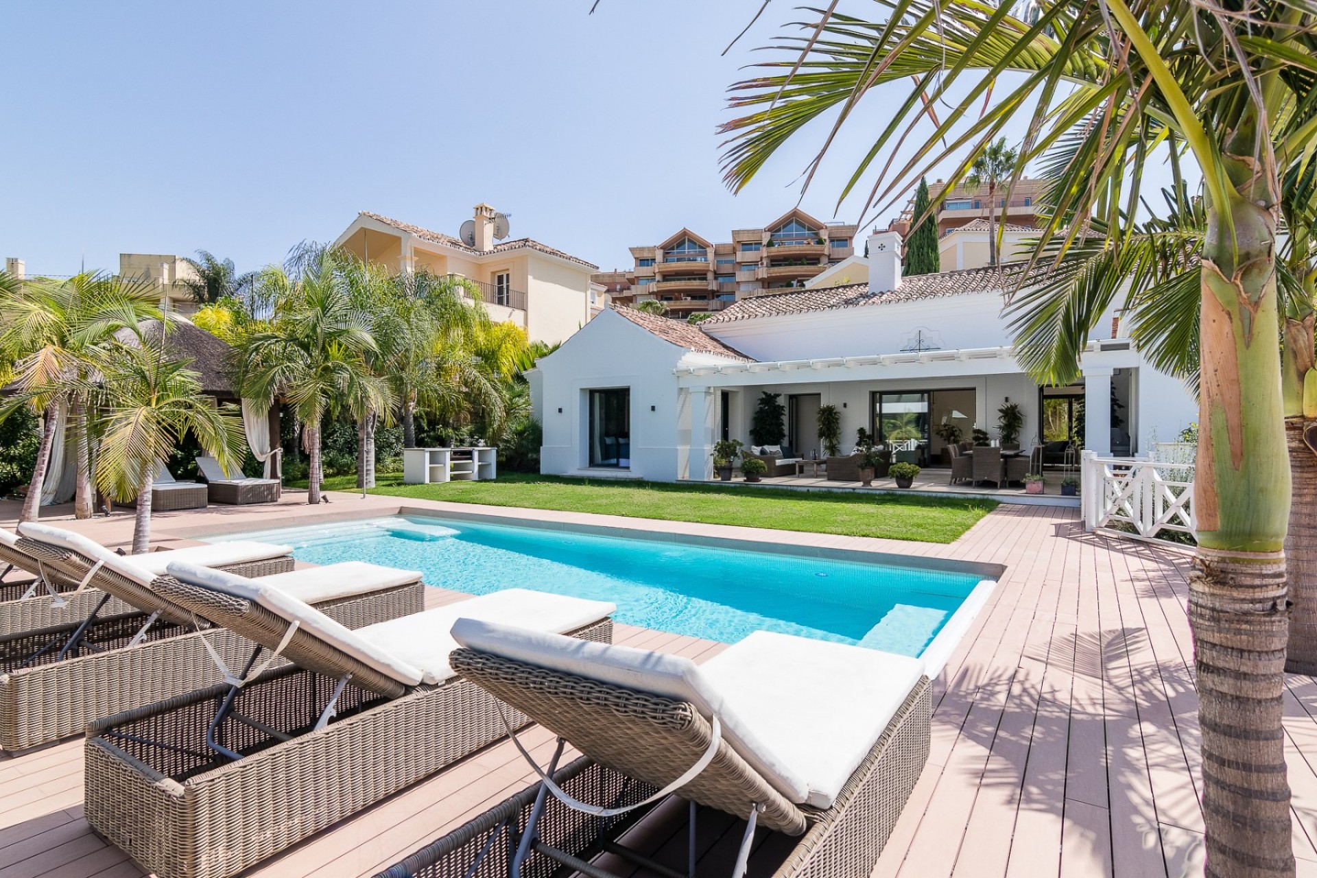 Revente - Villa -
Marbella - Nueva Andalucía