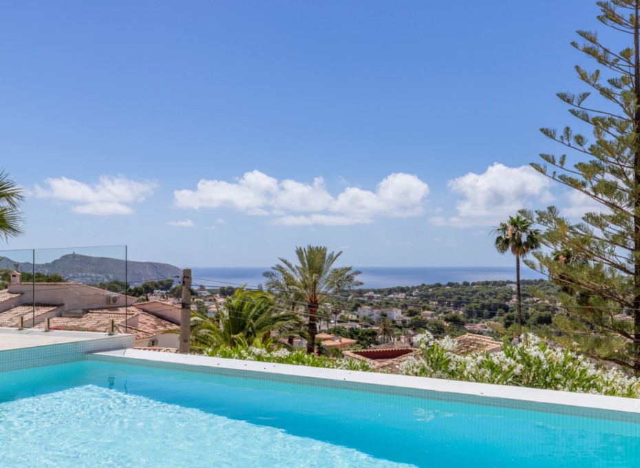 Revente - Villa -
Moraira - Benimeit