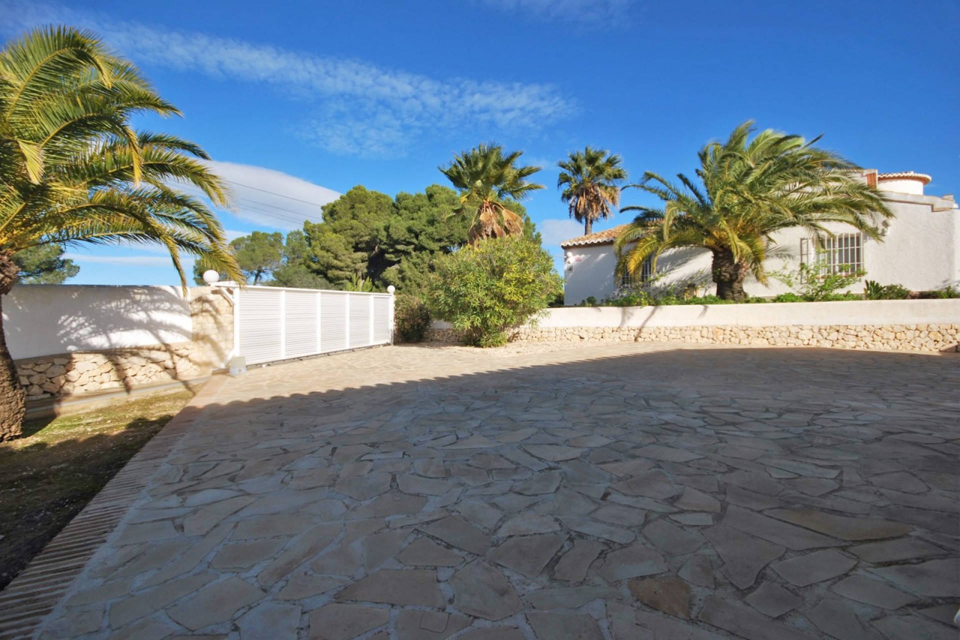 Revente - Villa -
Moraira - Benimeit