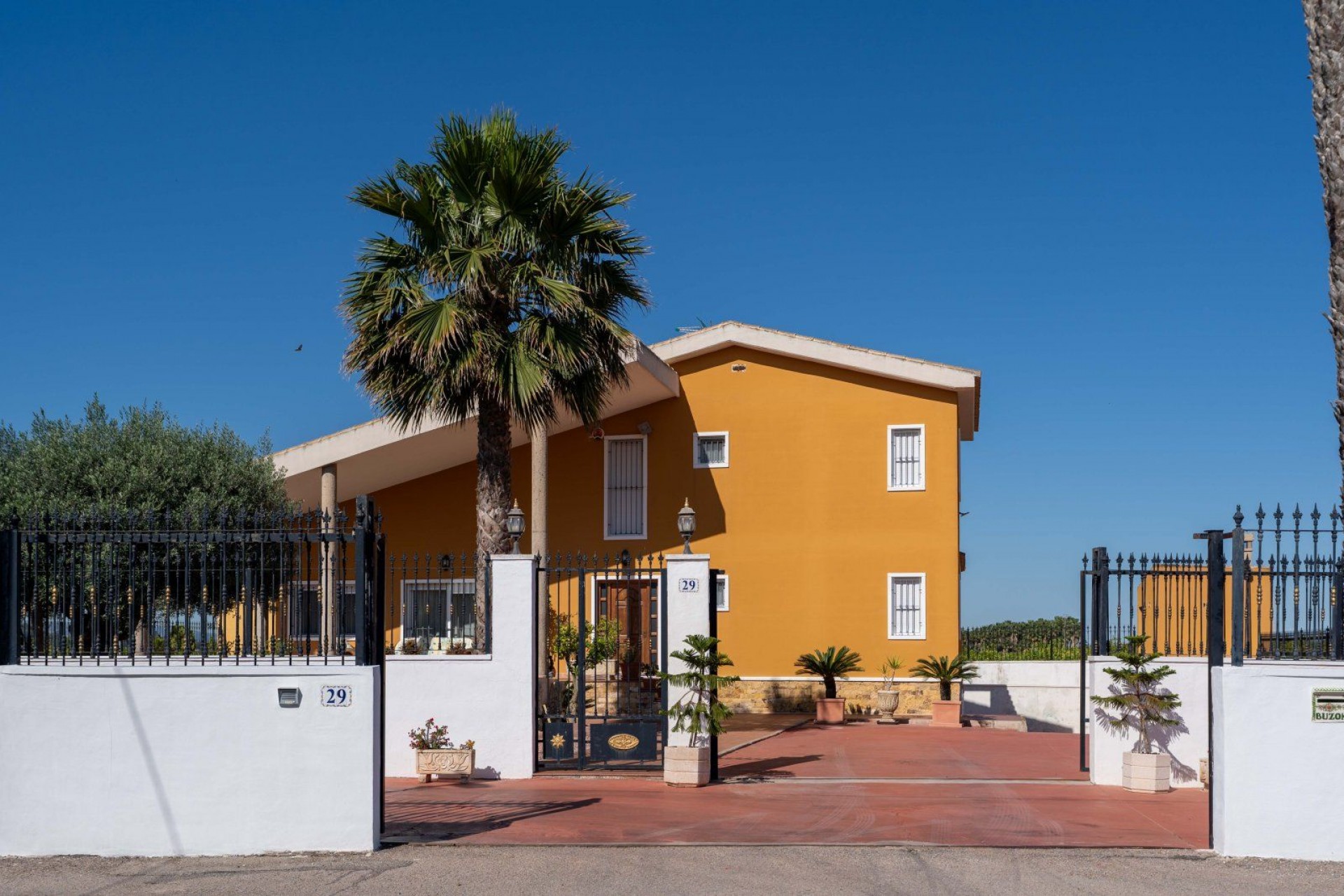 Revente - Villa -
Orihuela - Correntías Medias