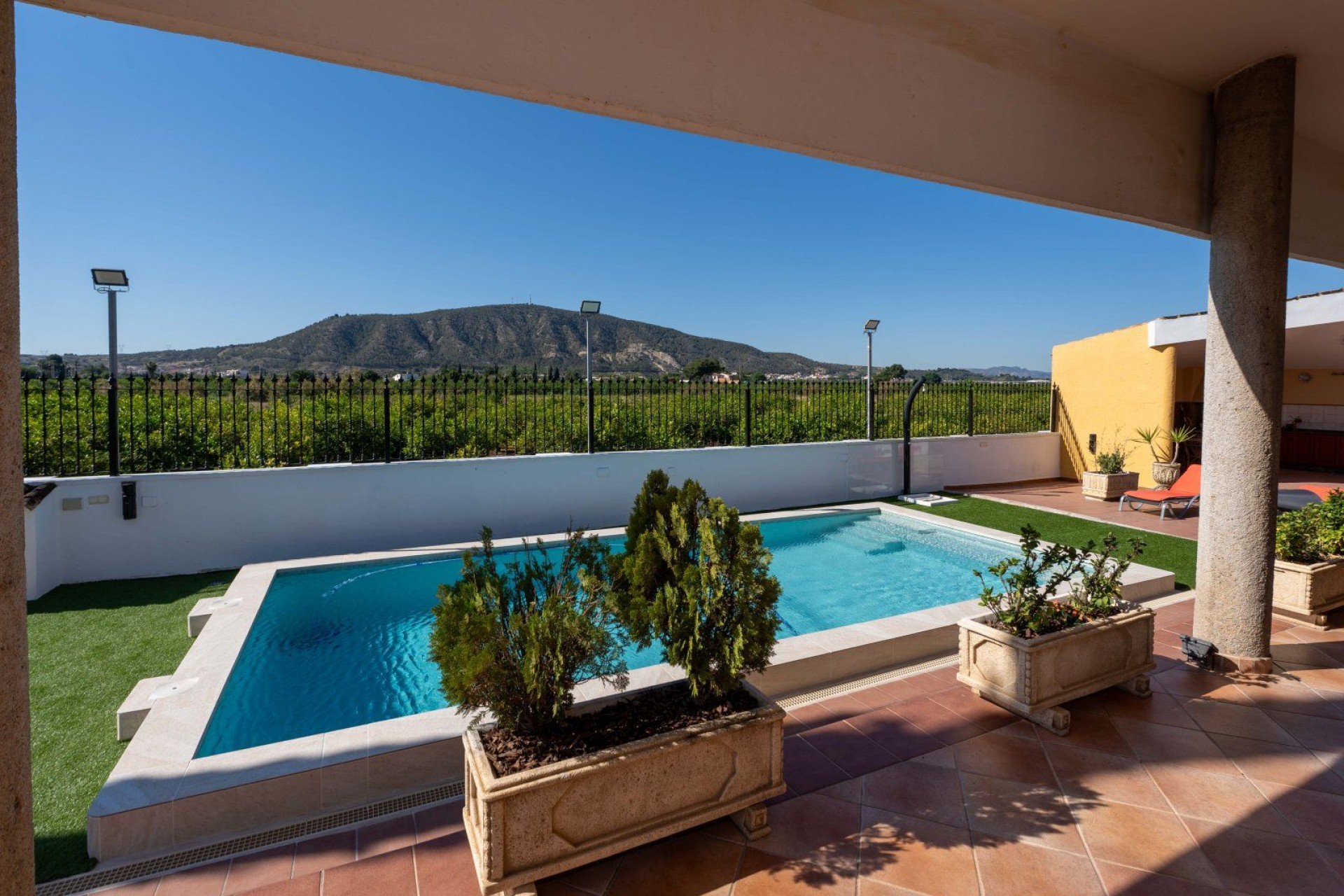Revente - Villa -
Orihuela - Correntías Medias