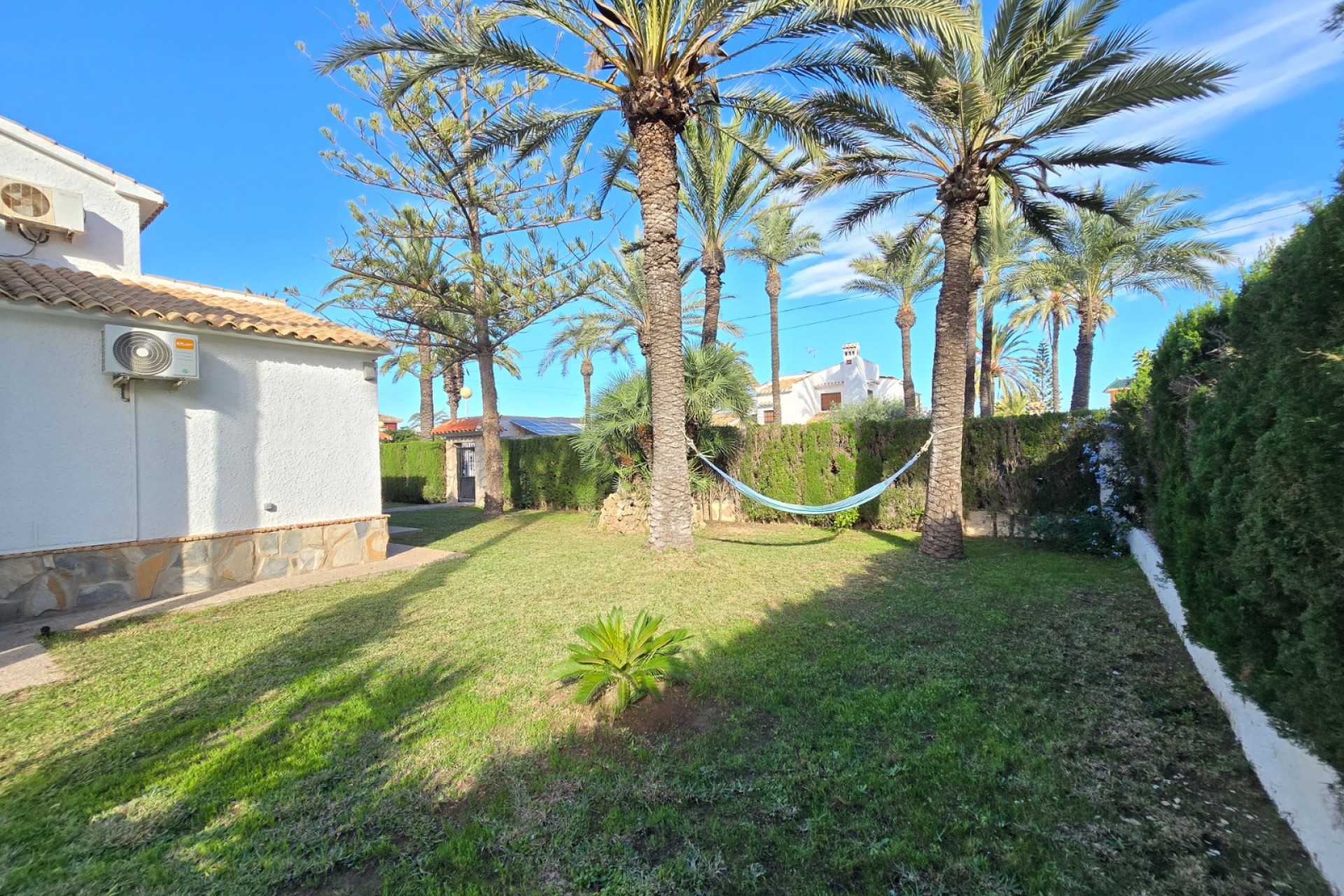 Revente - Villa -
Orihuela Costa - Cabo Roig