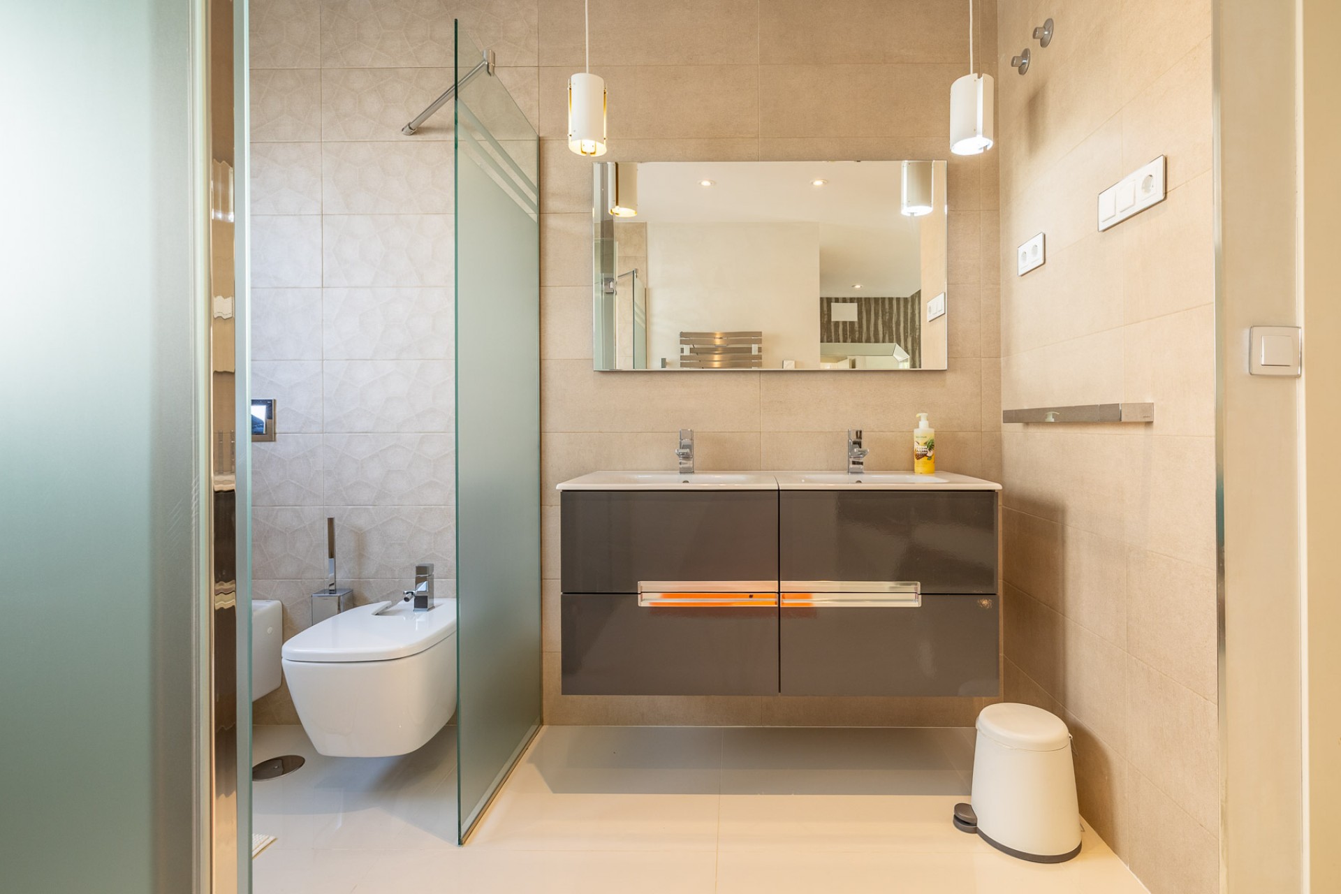 Revente - Villa -
Orihuela Costa - Campoamor