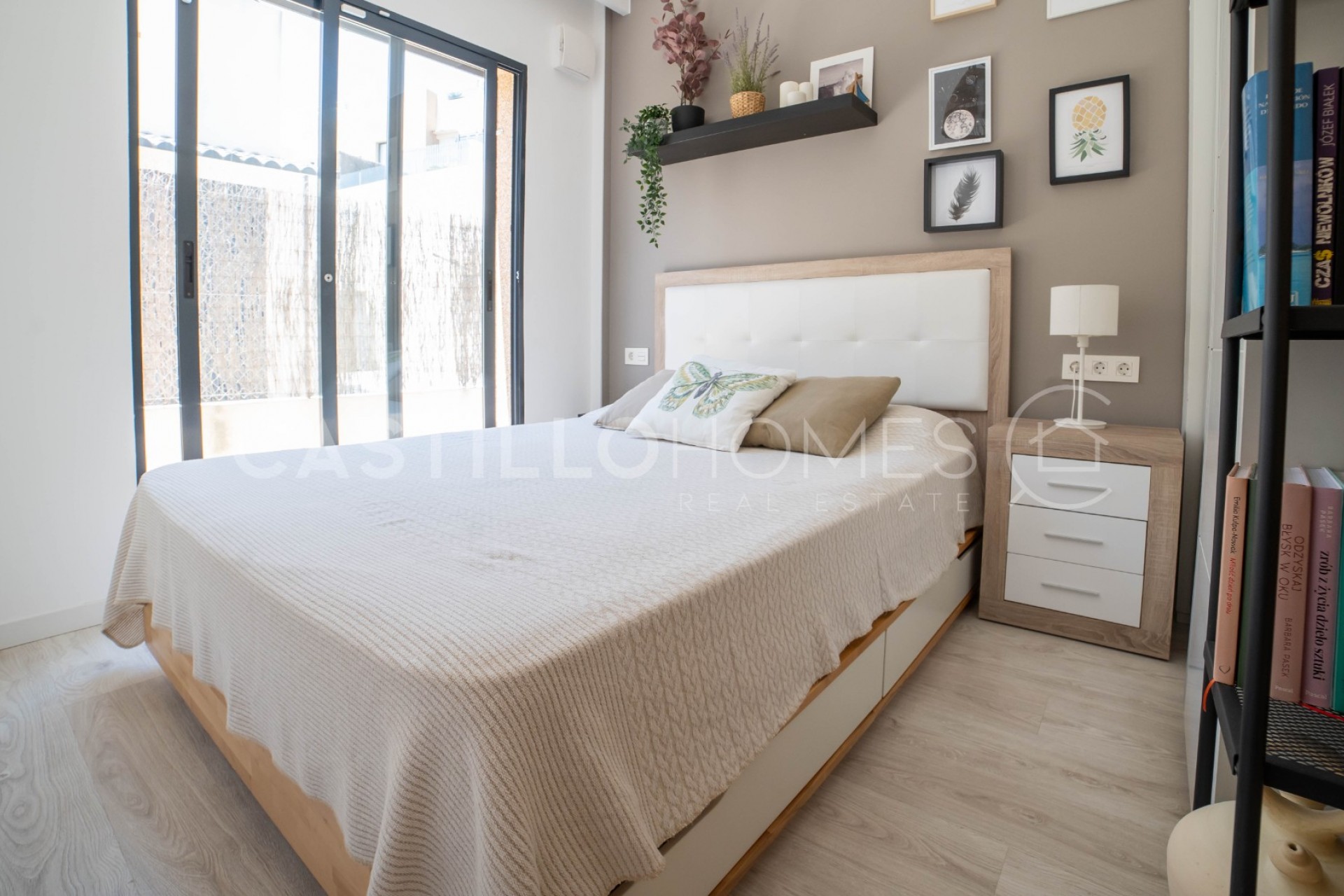 Revente - Villa -
Orihuela Costa - La Zenia