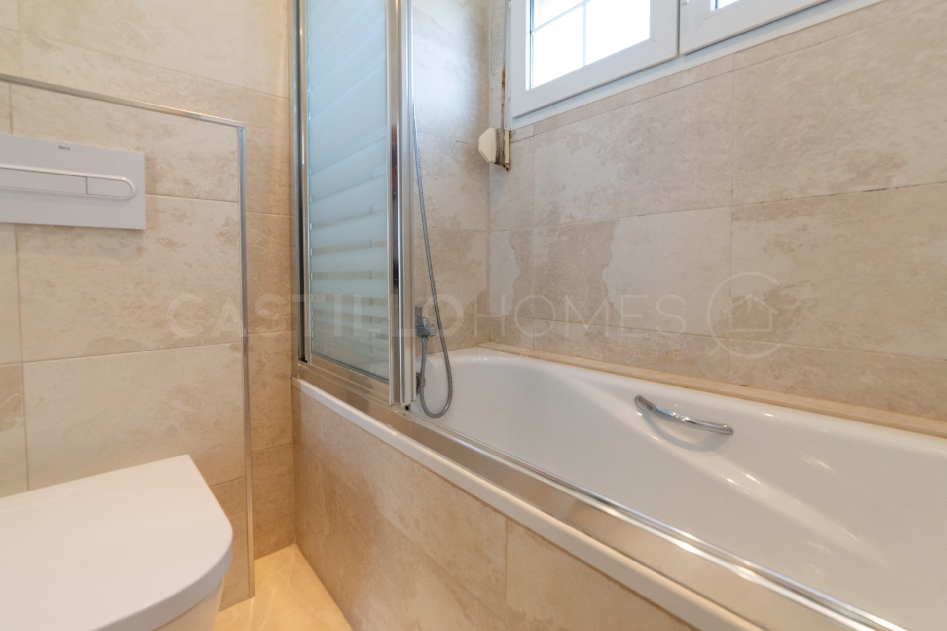 Revente - Villa -
Orihuela Costa - La Zenia