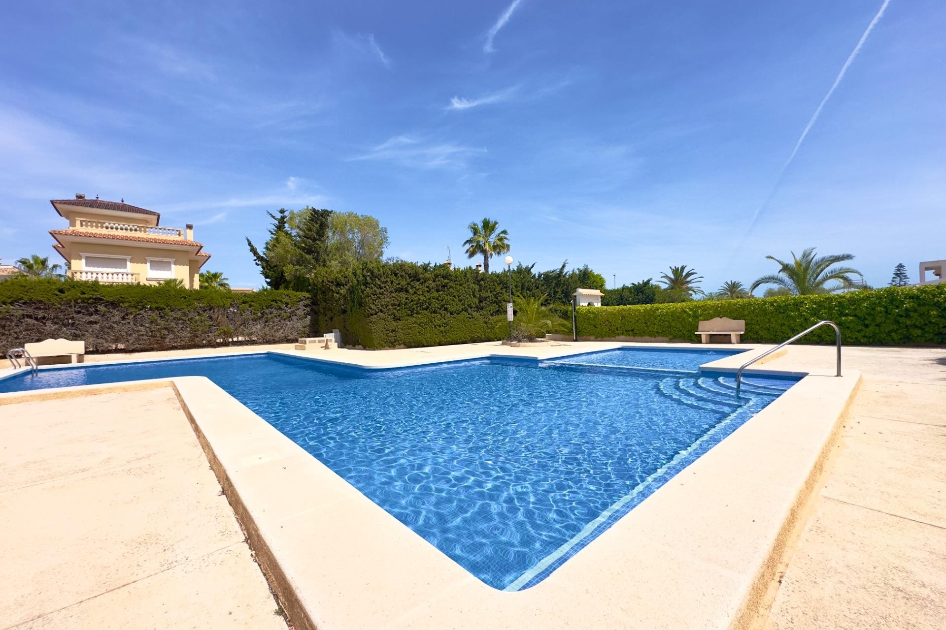 Revente - Villa -
Orihuela Costa - La Zenia