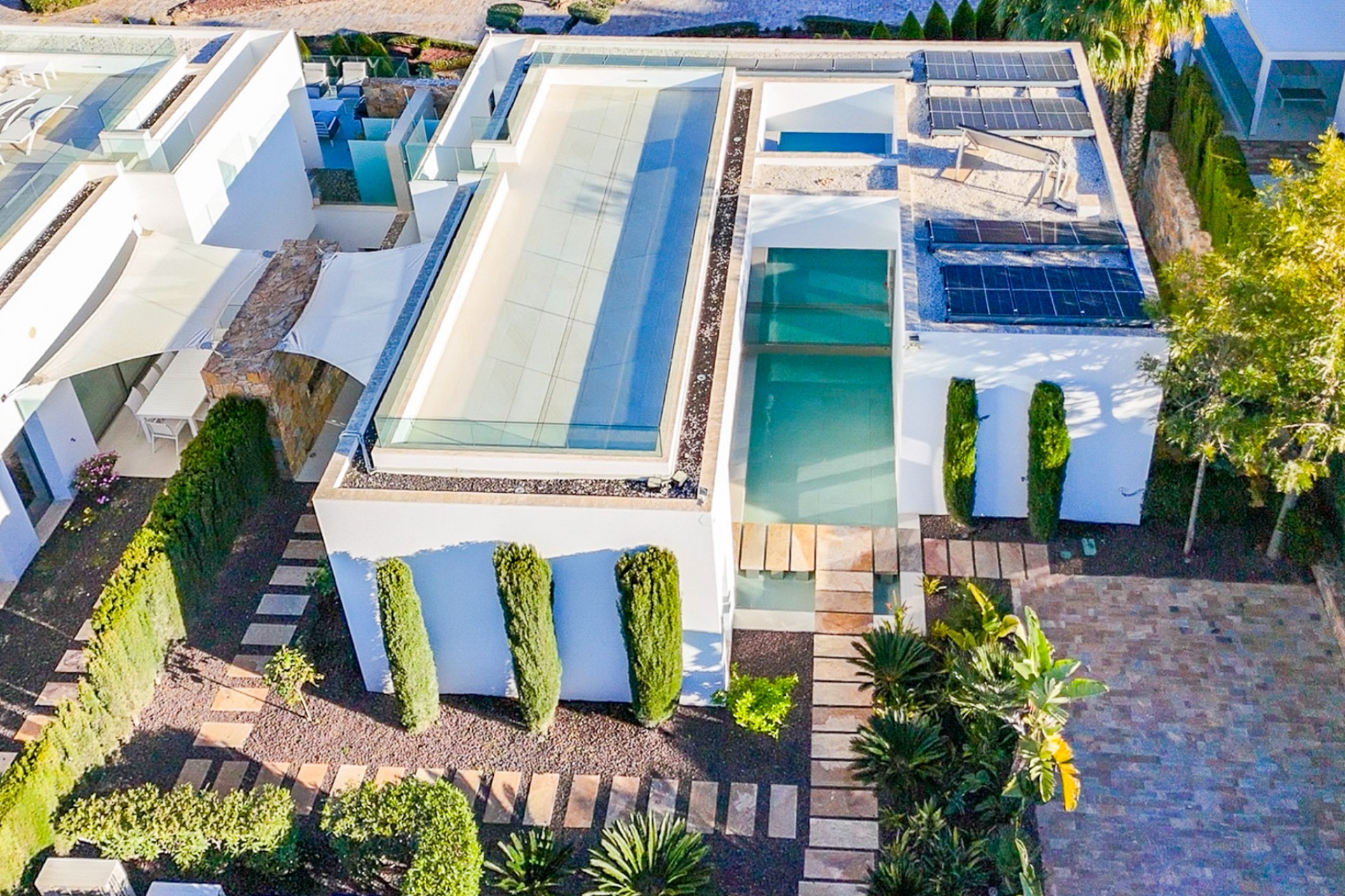 Revente - Villa -
Orihuela Costa - Las Colinas Golf