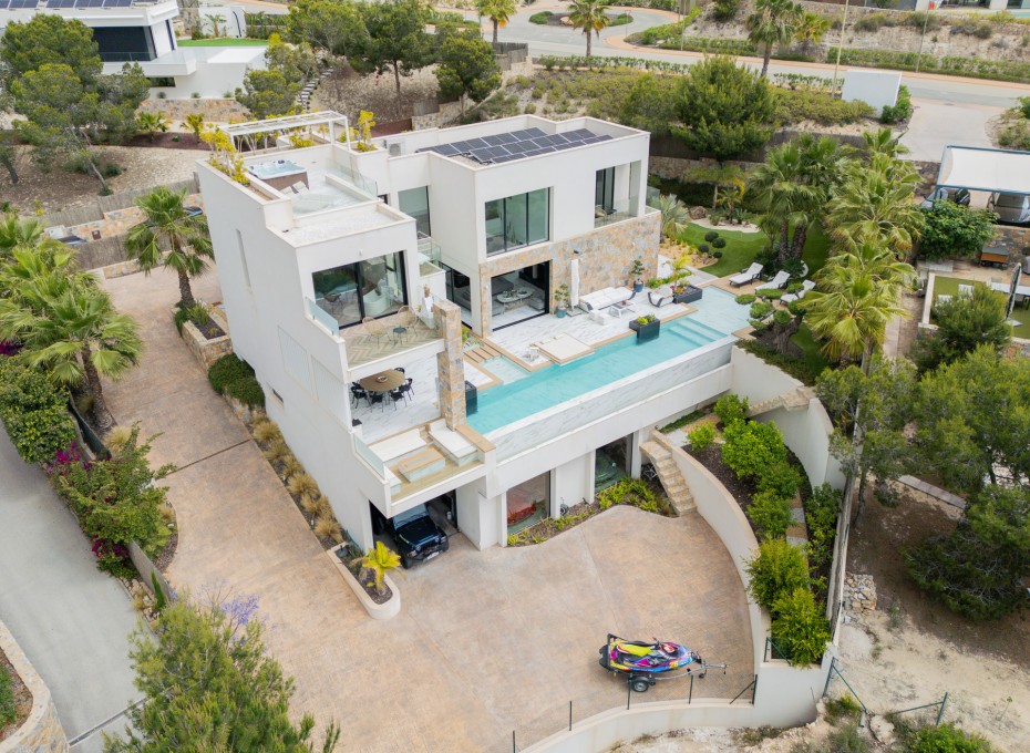 Revente - Villa -
Orihuela Costa - Las Colinas Golf