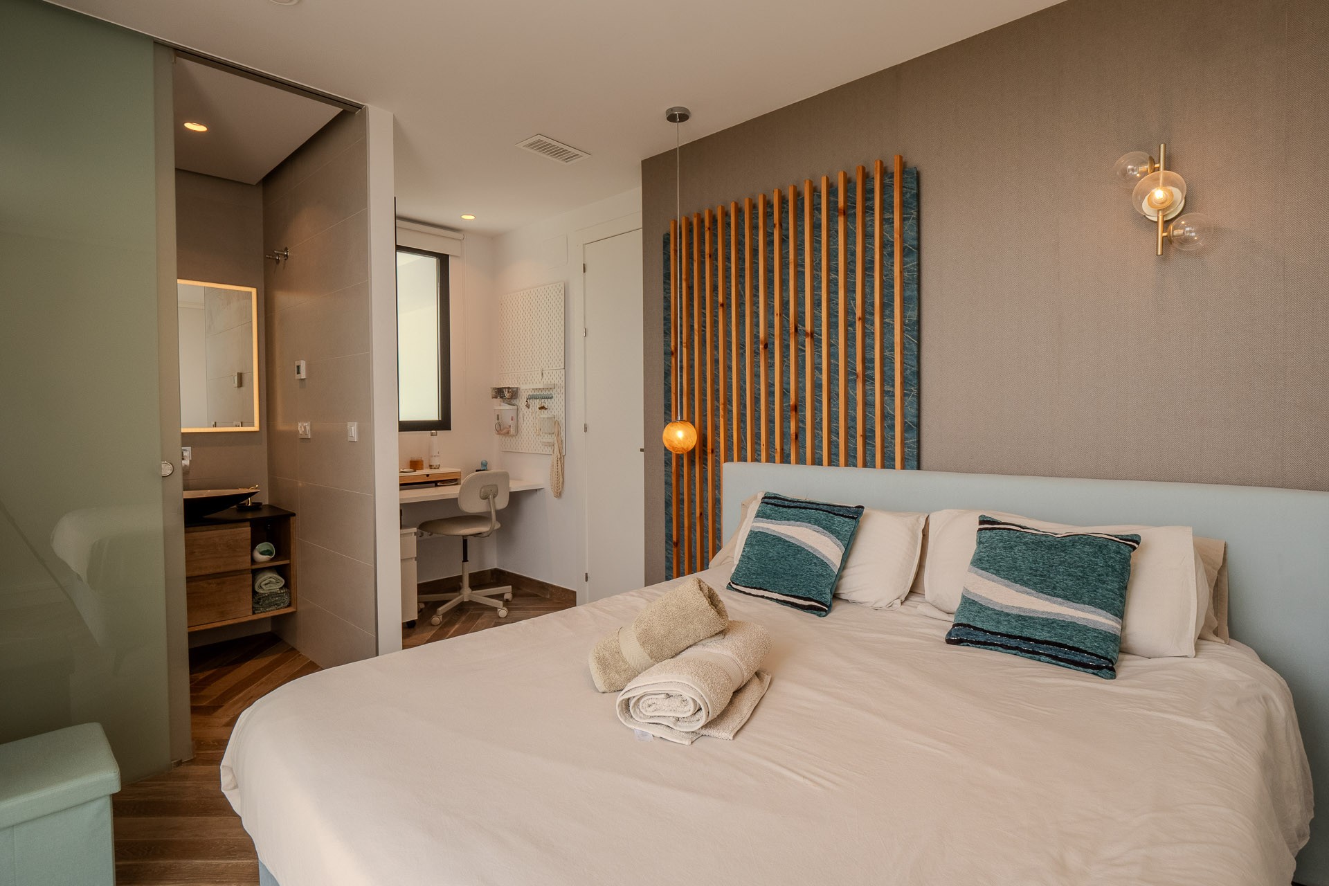 Revente - Villa -
Orihuela Costa - Las Colinas Golf