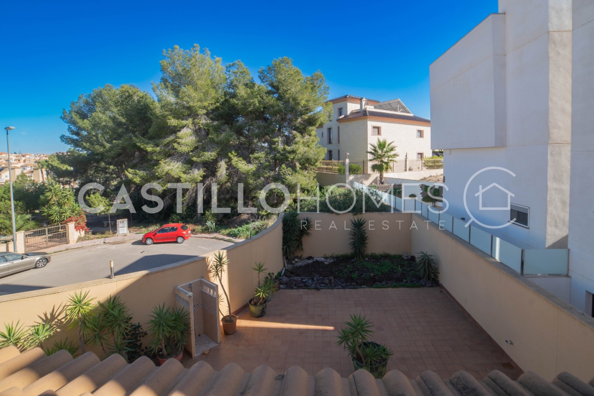 Revente - Villa -
Orihuela Costa - Las Filipinas