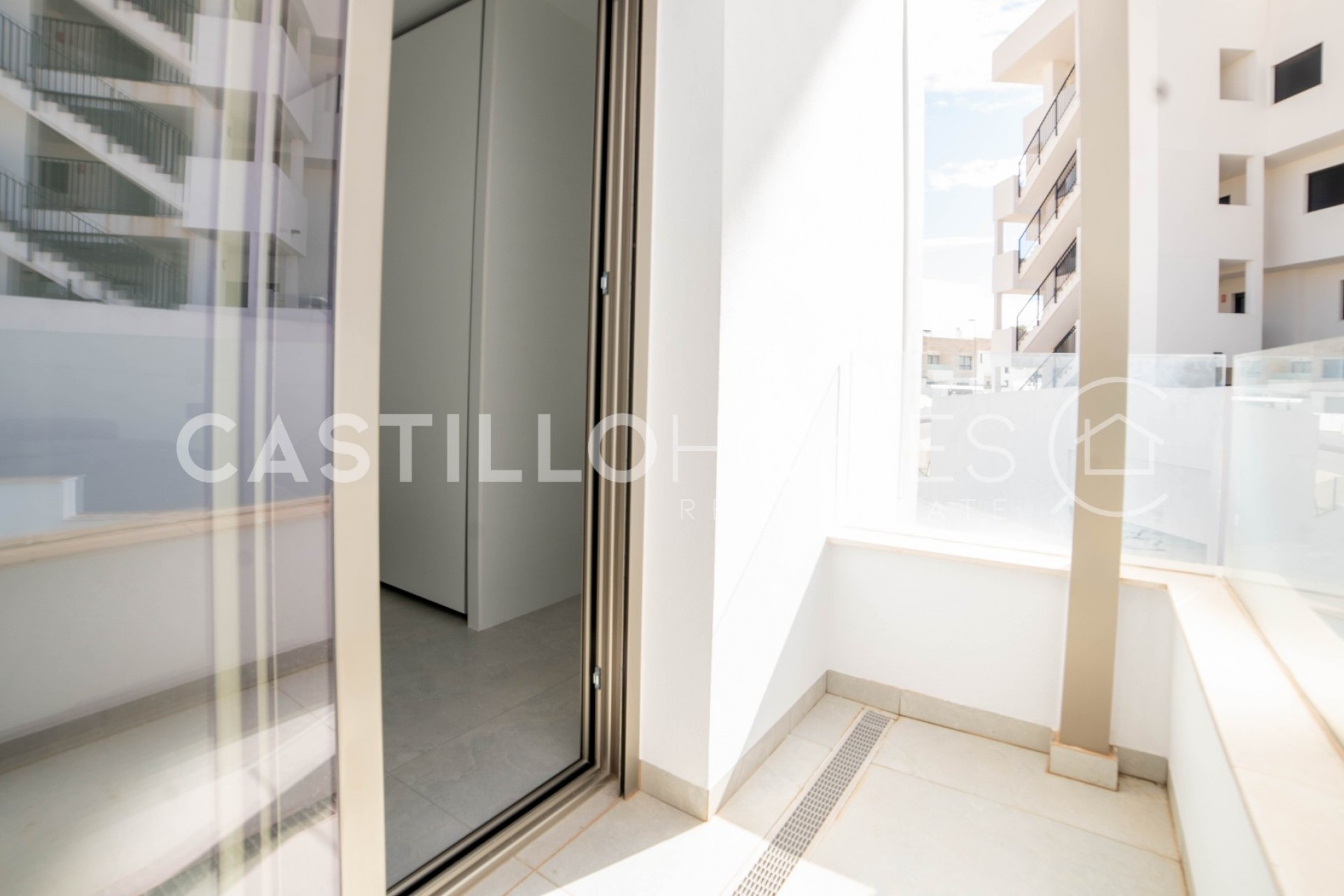 Revente - Villa -
Orihuela Costa - Las Filipinas