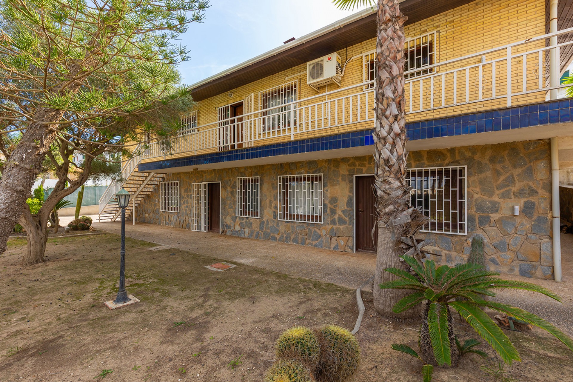 Revente - Villa -
Orihuela Costa - Las Filipinas