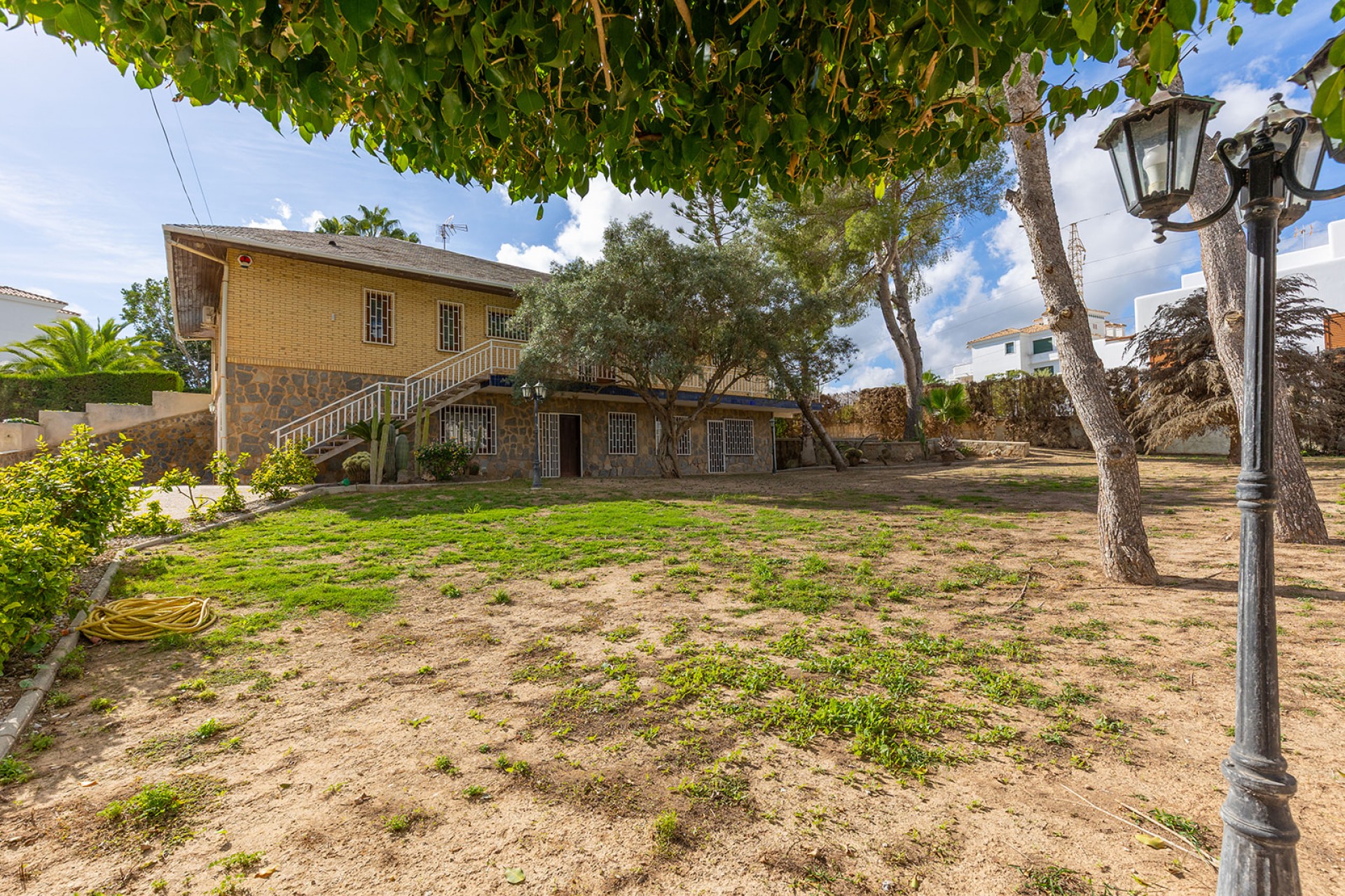 Revente - Villa -
Orihuela Costa - Las Filipinas