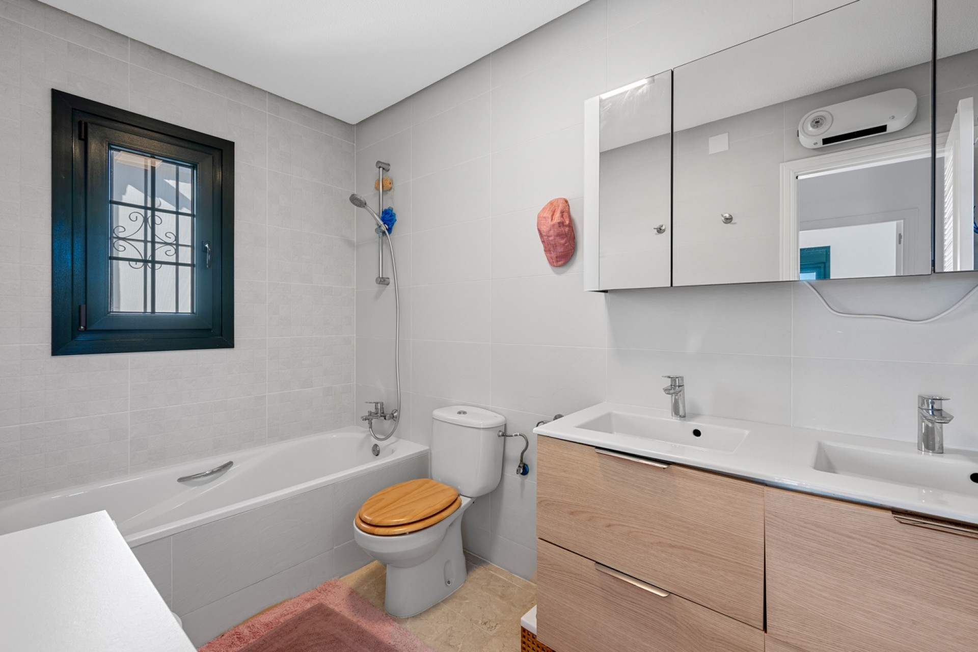 Revente - Villa * -
Orihuela Costa* - Los Dolses*