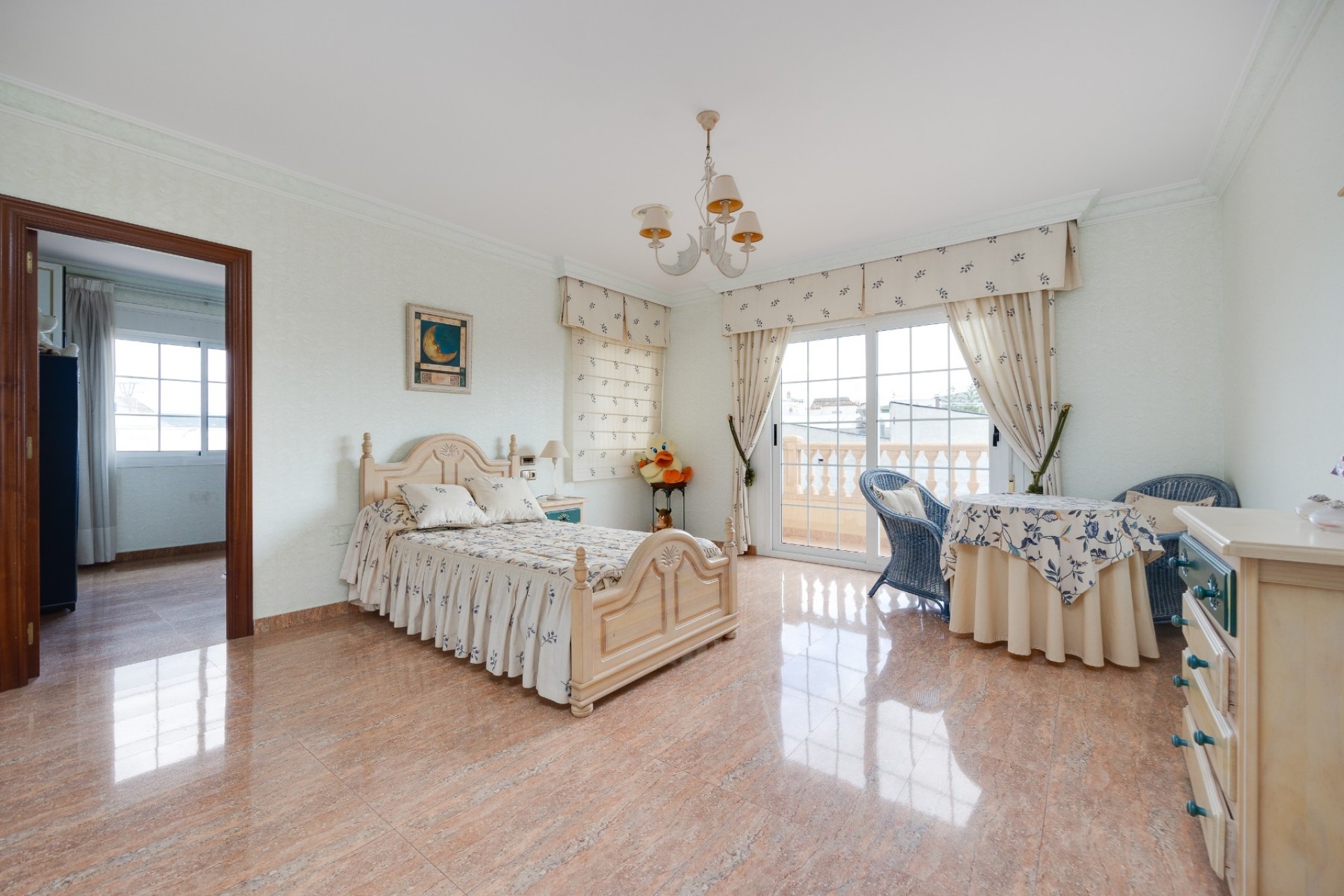 Revente - Villa -
Orihuela Costa - Orihuela