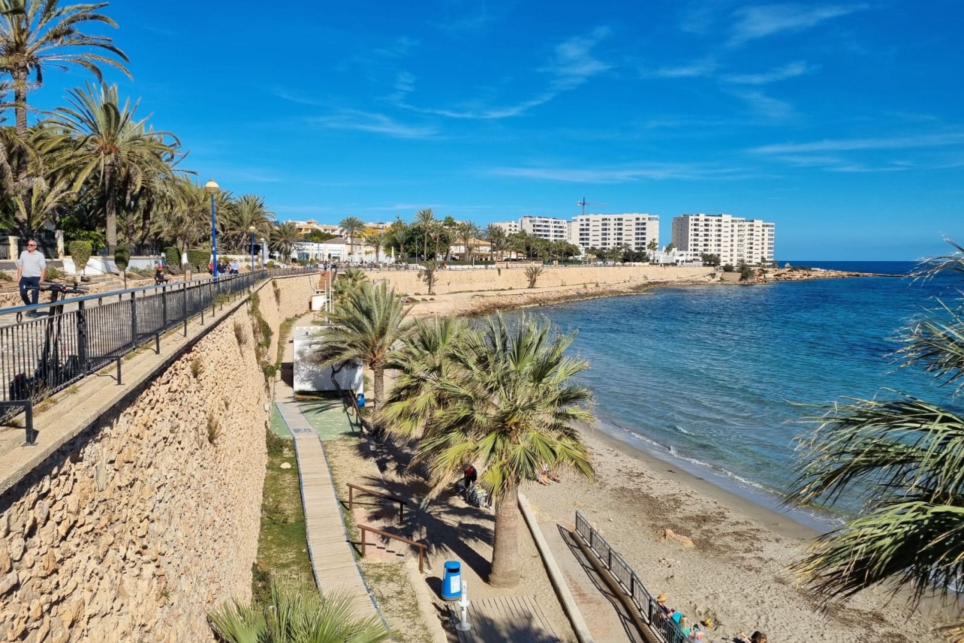 Revente - Villa -
Orihuela Costa - Punta Prima