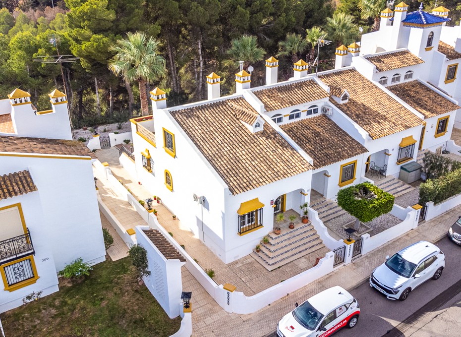 Revente - Villa -
Orihuela Costa - Villamartín